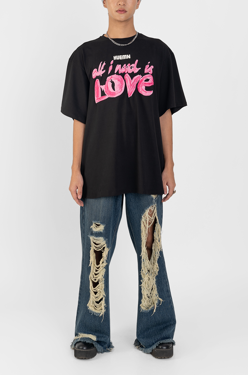 Love T-Shirt (Black)