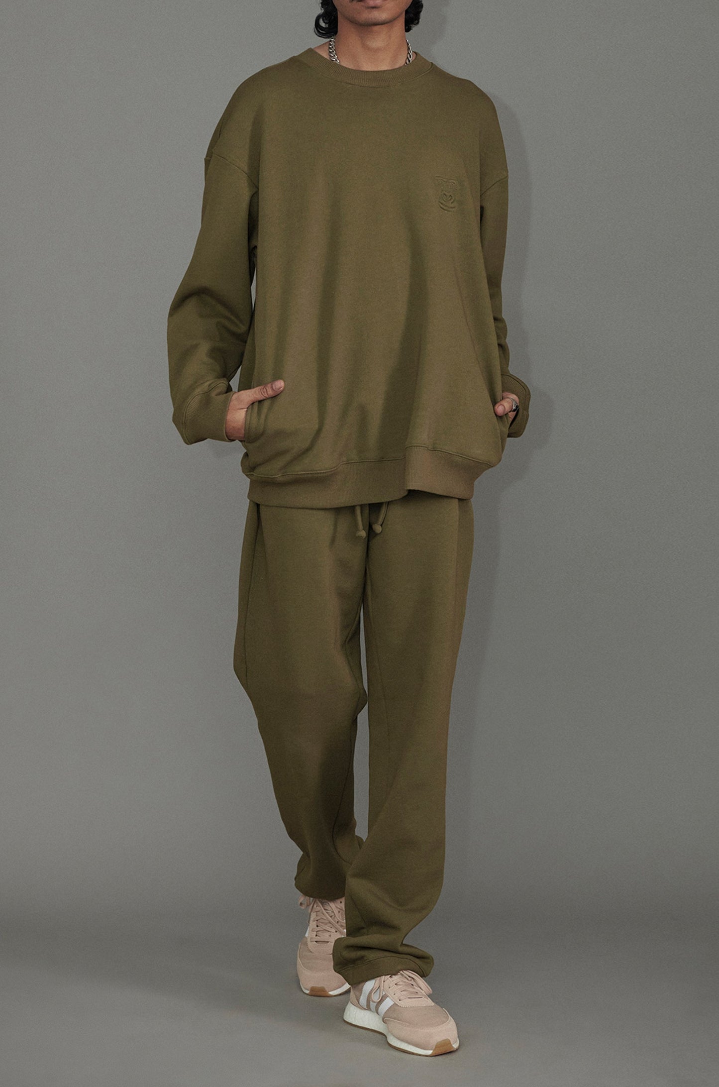 Huemn Gorilla Insignia Co-Ords Set (Olive)