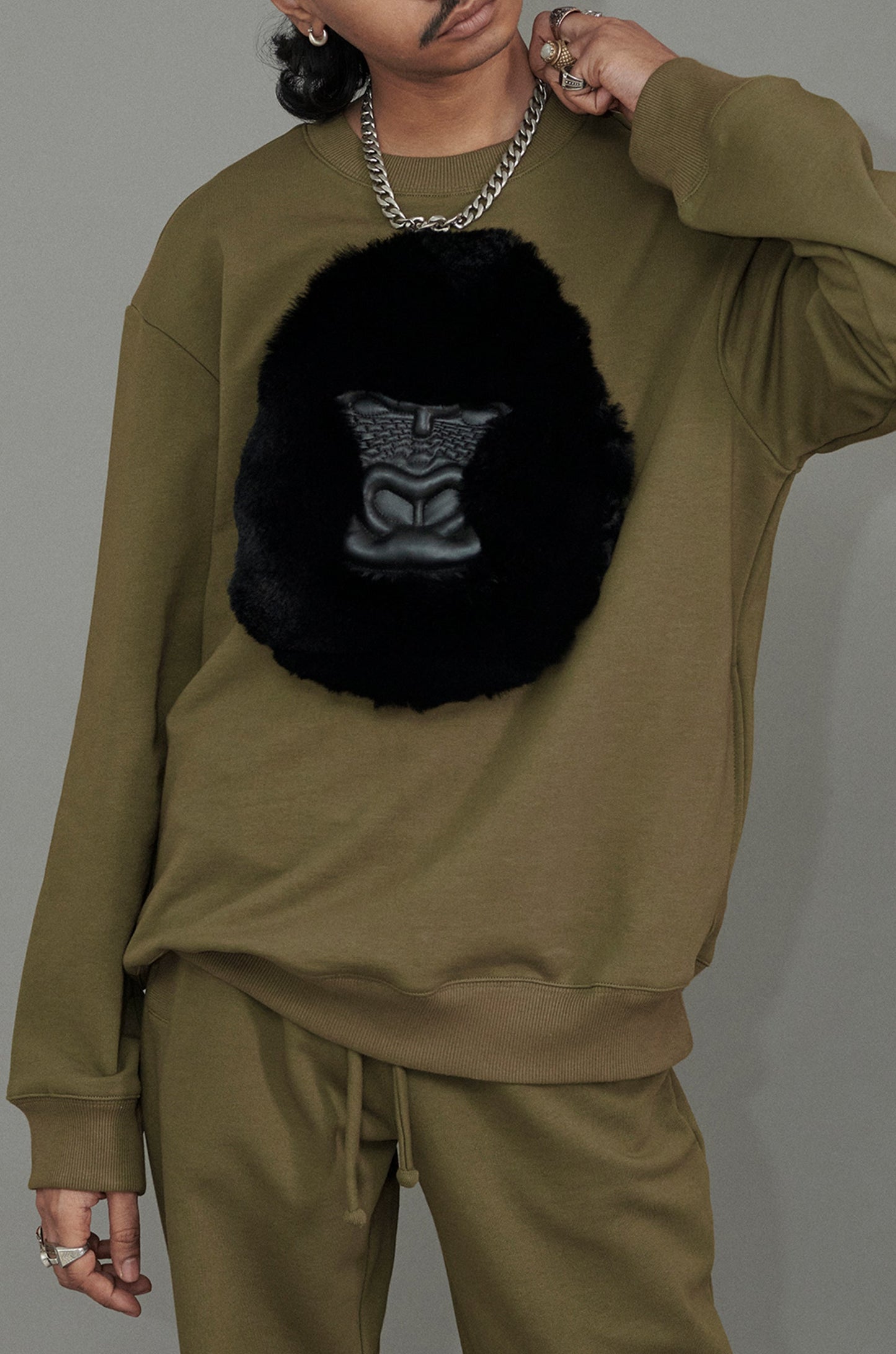Huemn Classic Handmade Gorilla Sweatshirt (Olive)