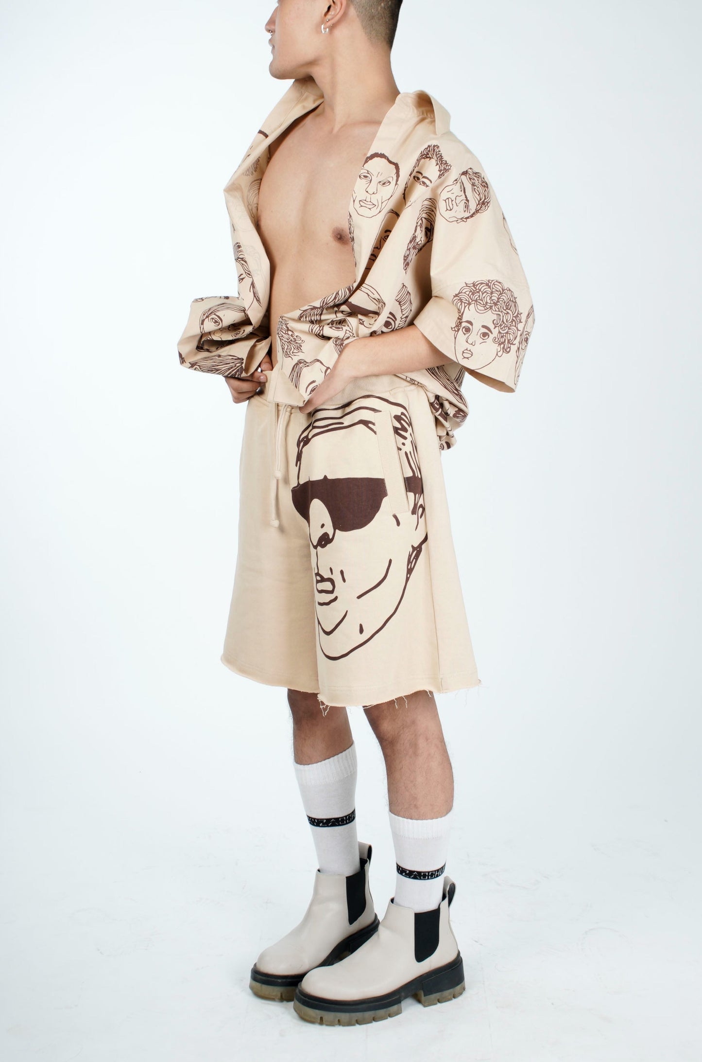 Diversity 1.1 Shorts (Beige)