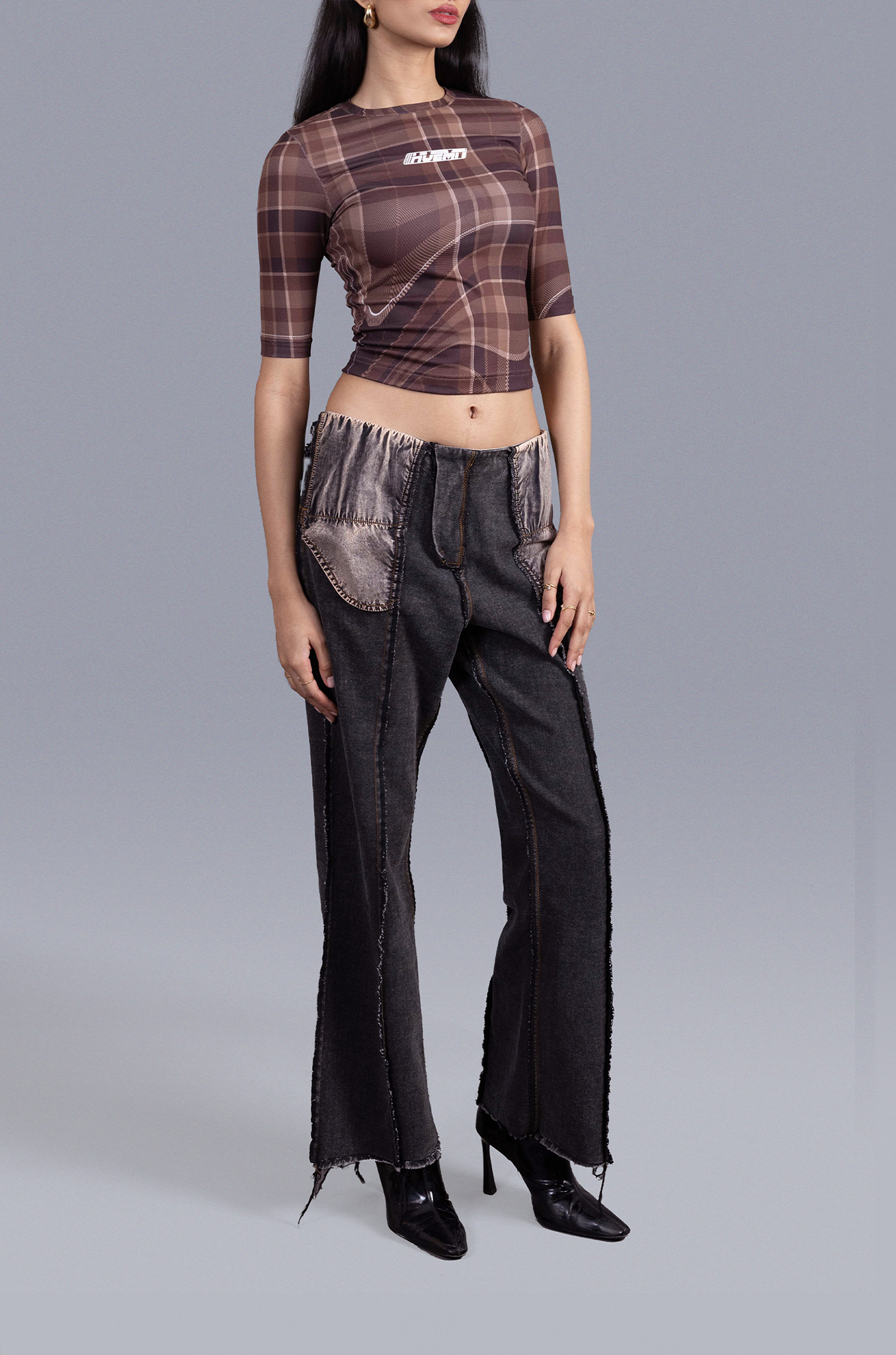 Women's fitted t-shirt in madras checks pattern (Brown)