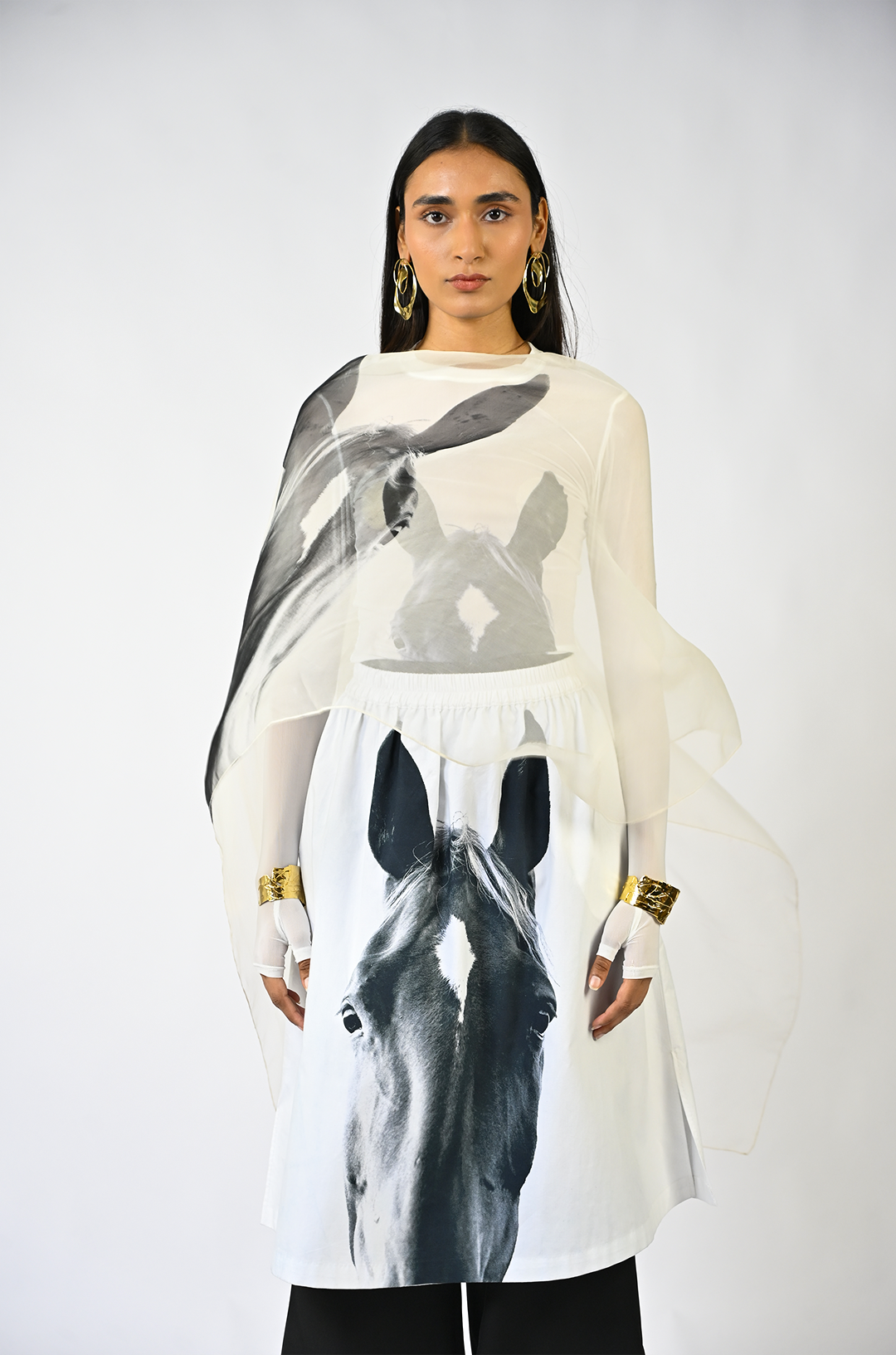 Horse printed sleeveless organza kaftan