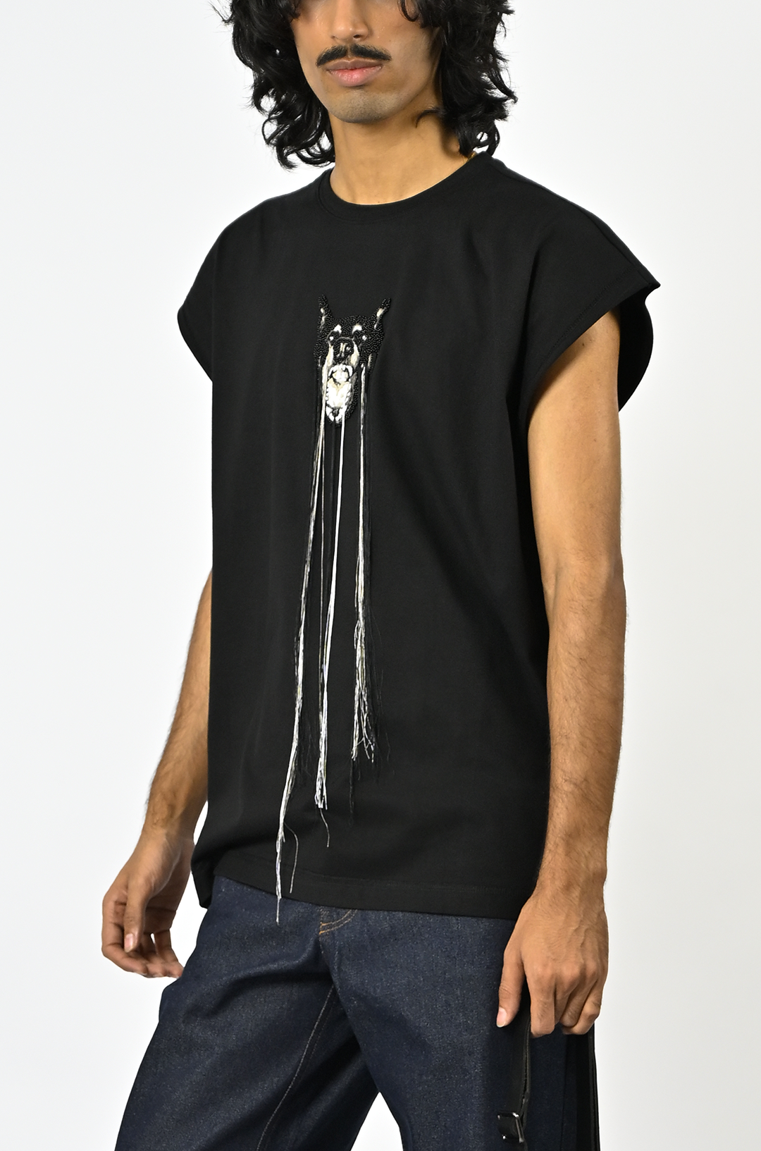 Hand-embroidered canine top with hanging silk threads (Men's) - Black