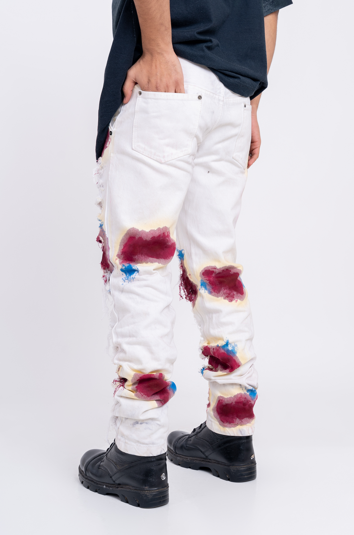 Huemn Blood Washed Slit And Frayed Denim (White)