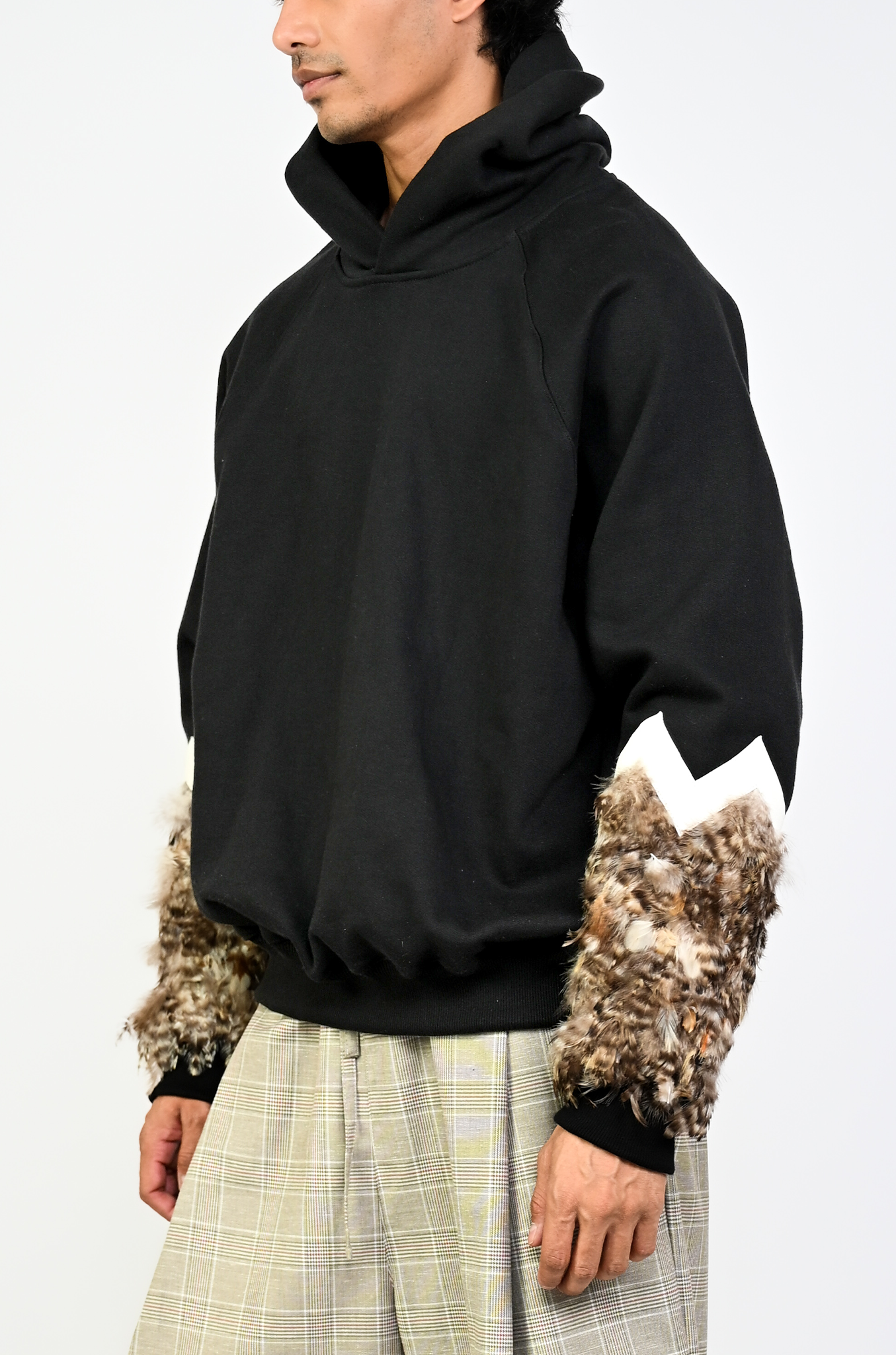 Oversized Black hoodie with feather inset