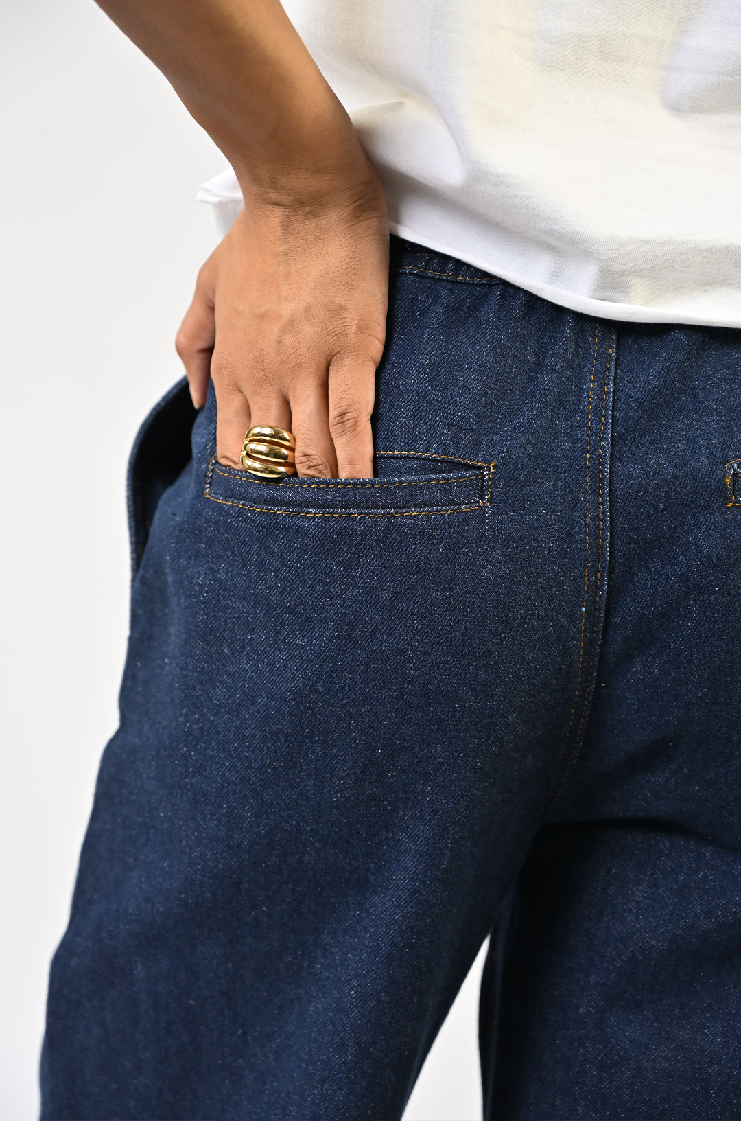 Straight fit hand-embroidered canine denim