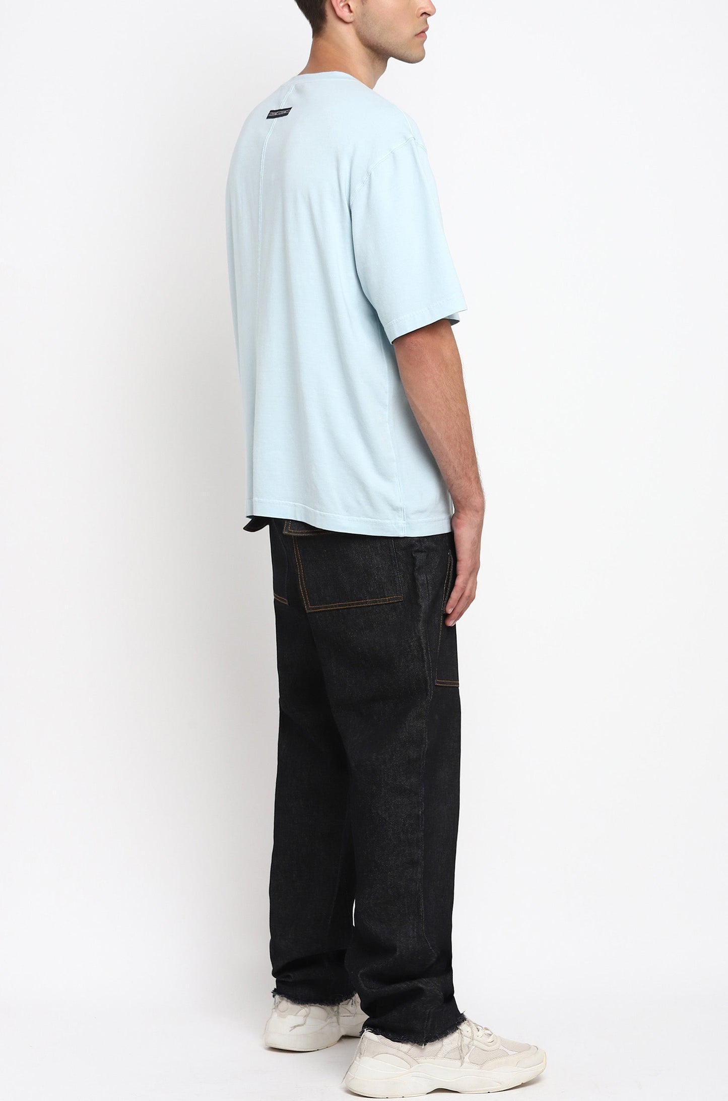 Huemn Evolution Gorilla Insignia T-Shirt (Powder Blue)