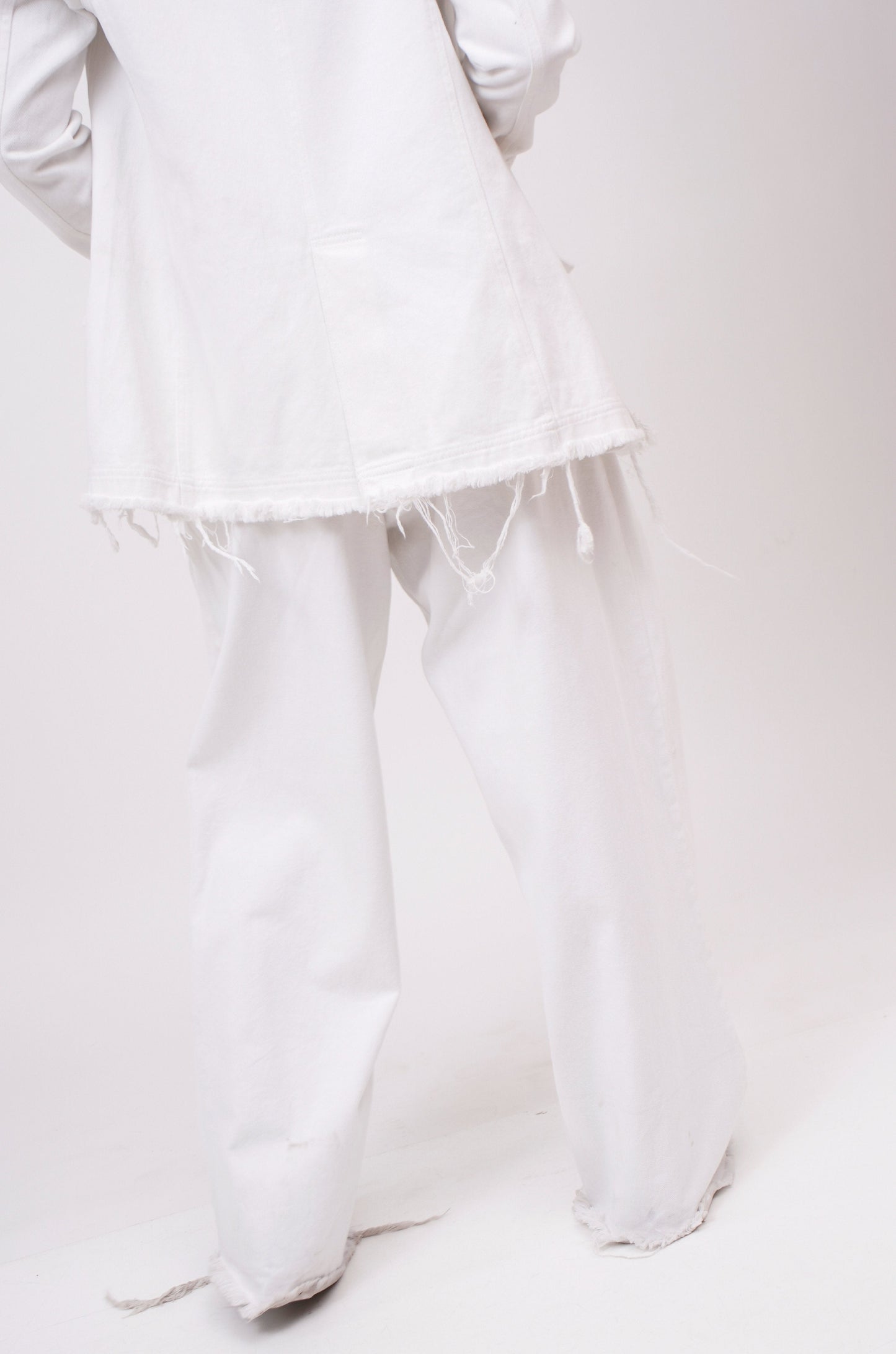 Distressed Denim Blazer (White)