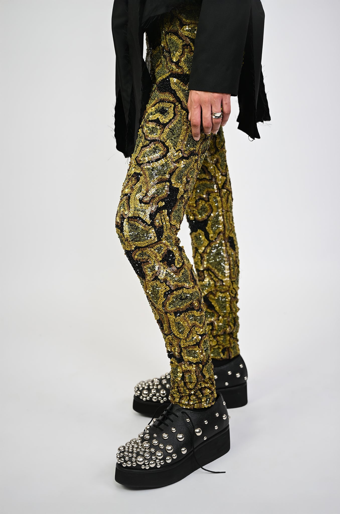 'Snake-skin' leggings