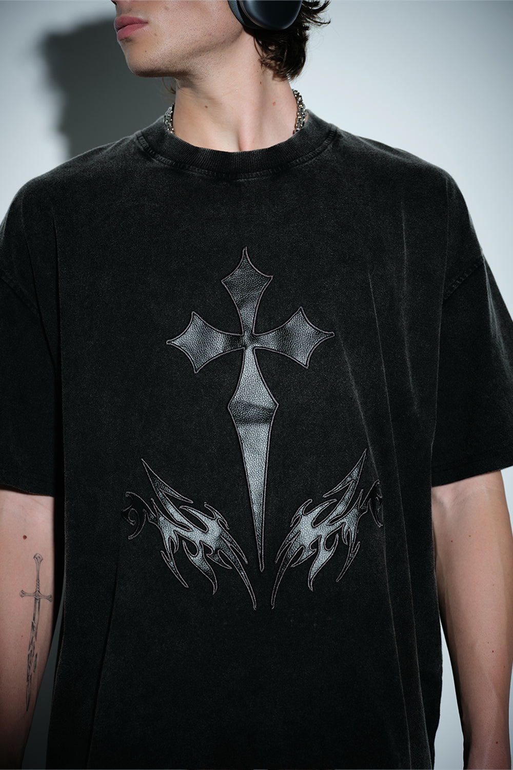 Crucivibe Leather Patch Oversized T-shirt