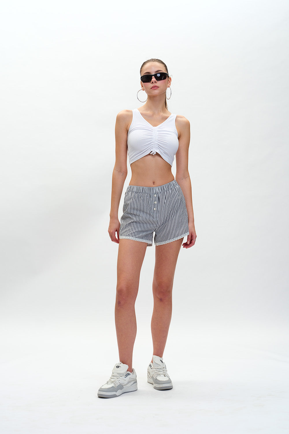 B&W Big Stripes Lace Shorts