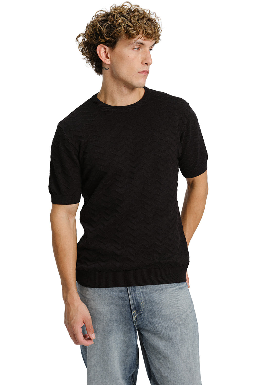 Zigzag Black Knit T-shirt