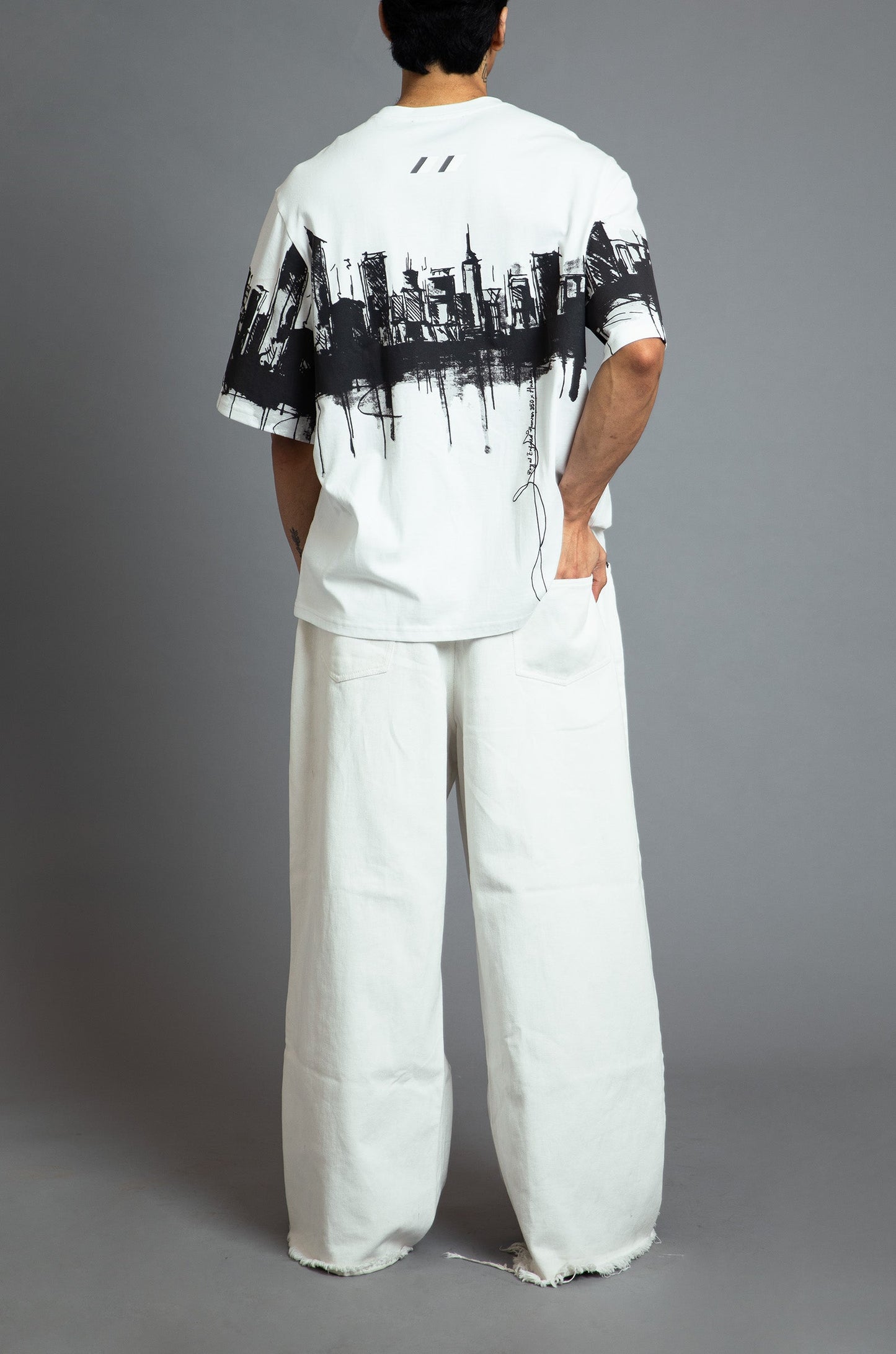 Royal Enfield Hunter 350 x HUEMN T-shirt (White)