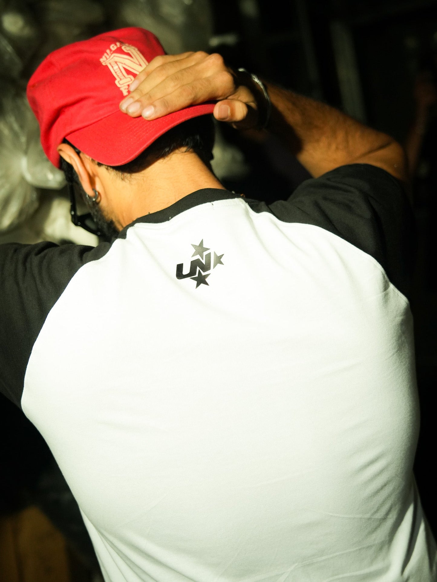 Reverse Raglan Slim Fit T-shirt - Black