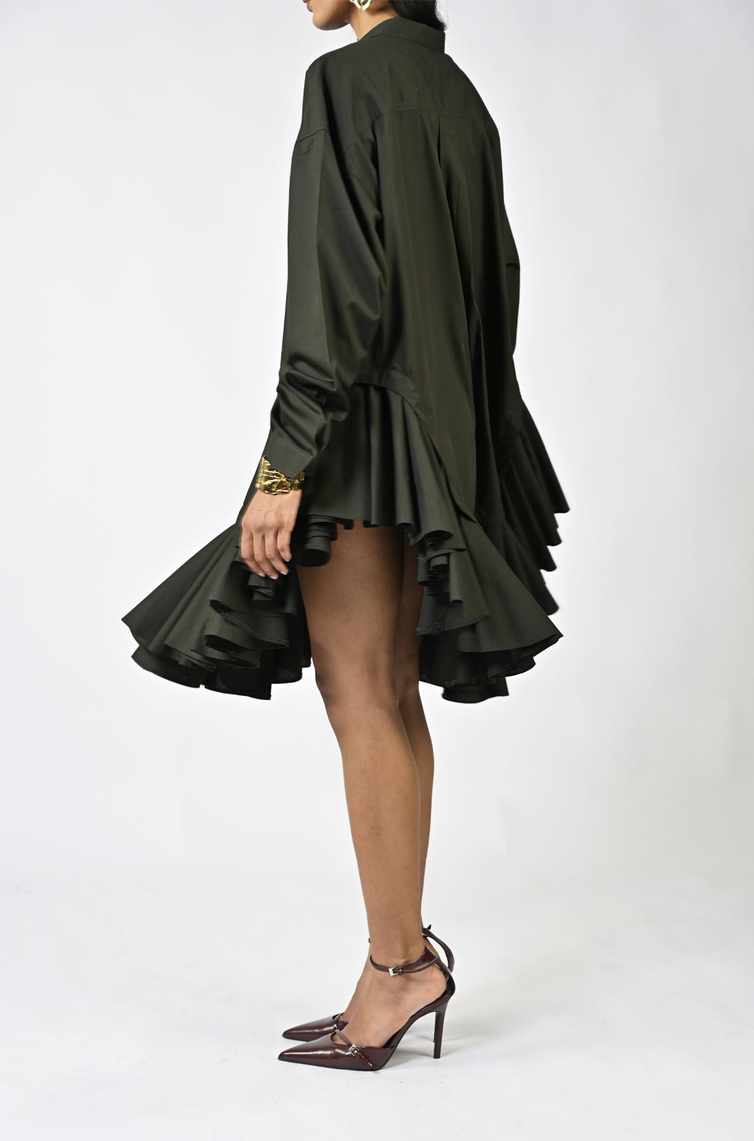 Plain ruffle-edged shirt dress