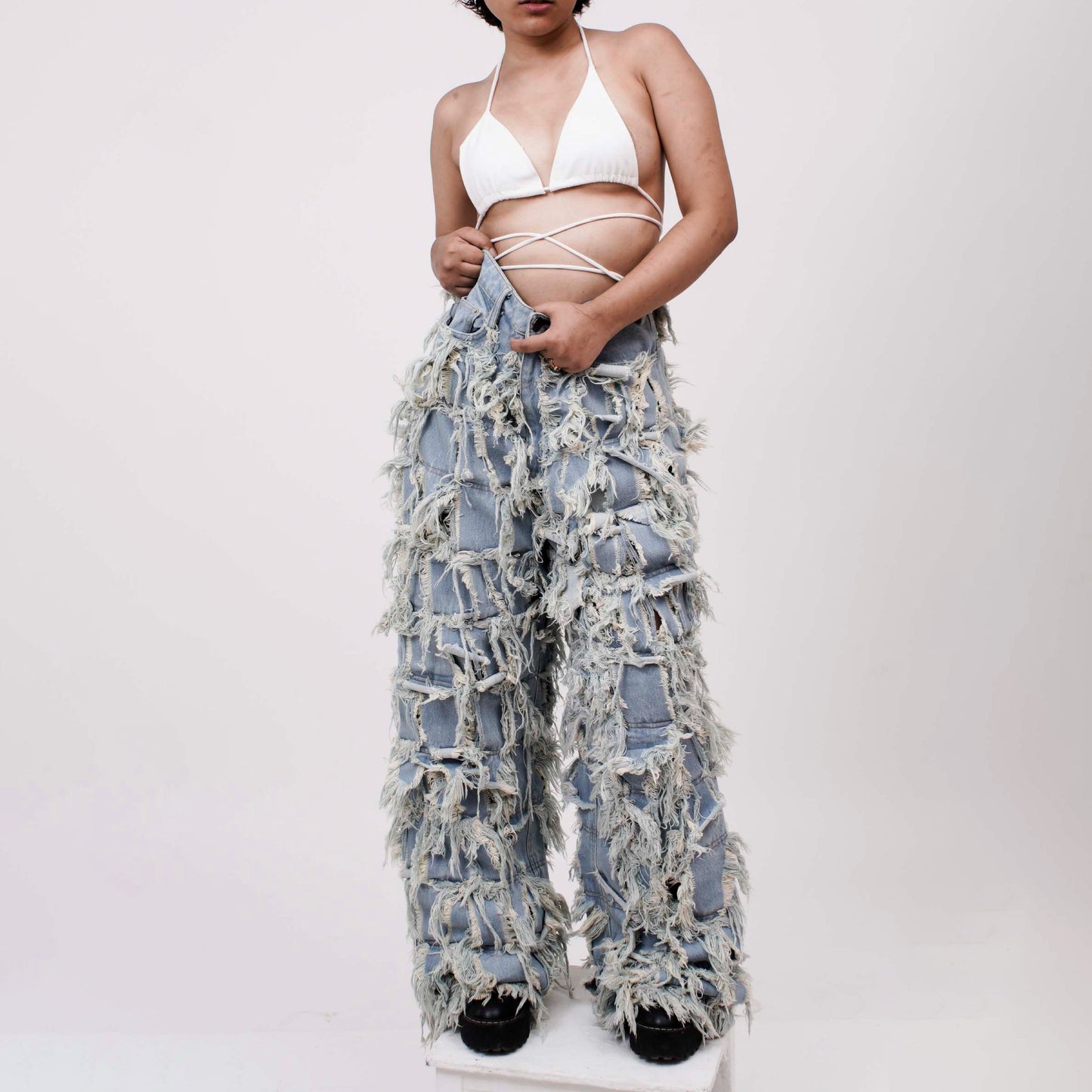 Handcrafted 1000 Panel Distressed Jeans