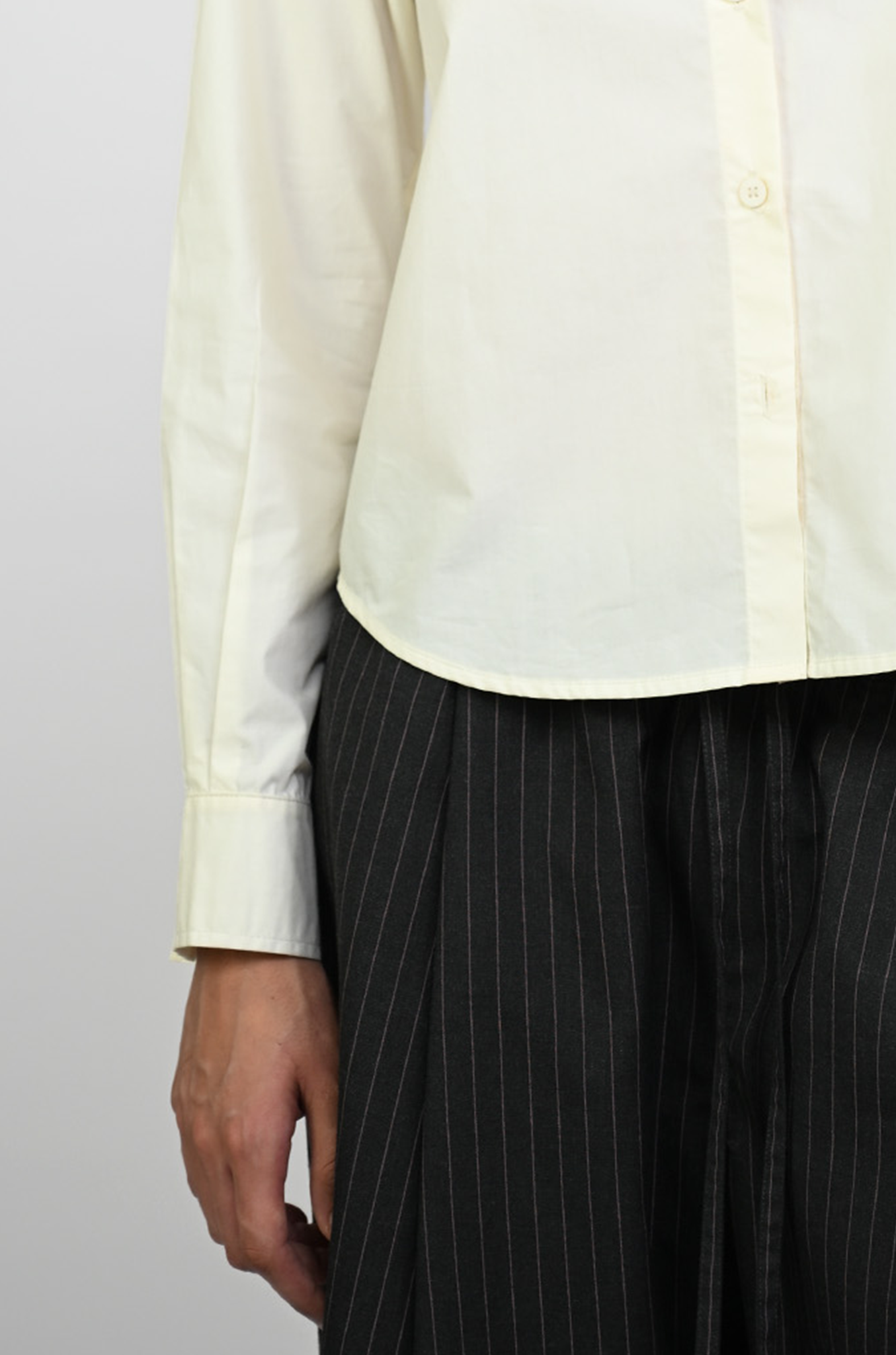 Embroidered logo cotton shirt (Butter Yellow)