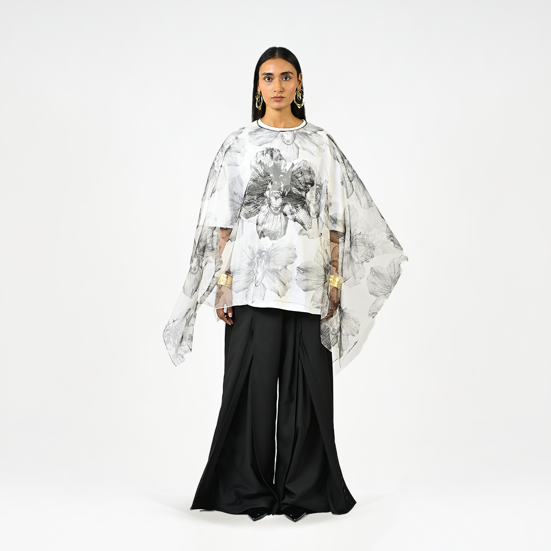 Canine printed sleeveless organza kaftan