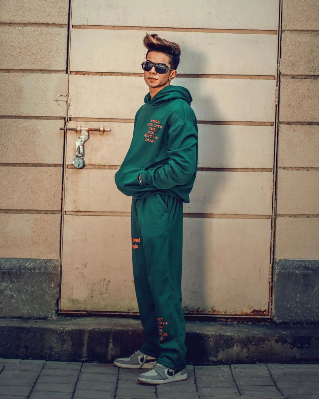 TRENDY AND STYLISH UNISEX VINTAGE CO-ORD SET - Prime Fitz