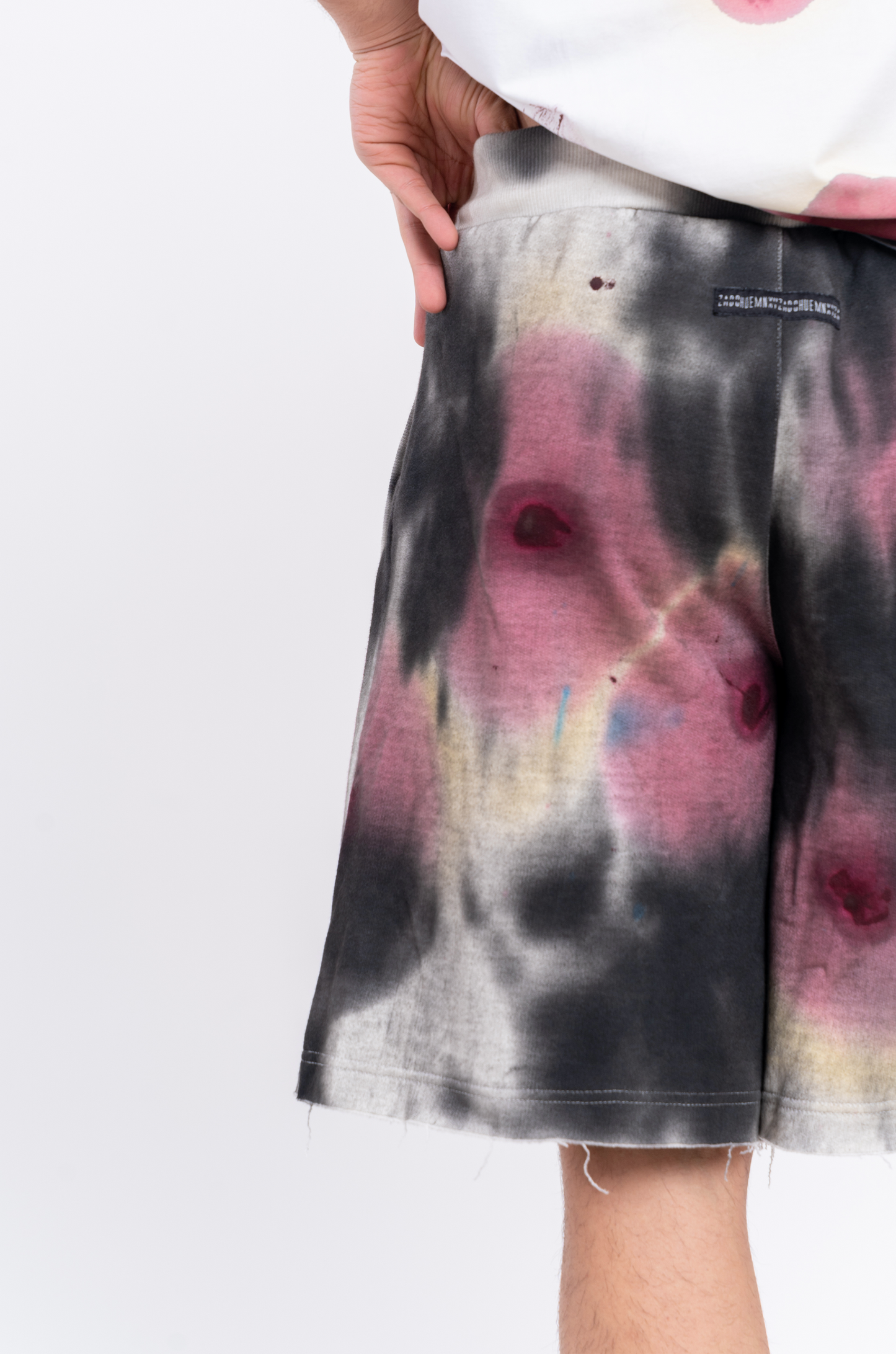 Huemn Blood Washed Short (White)