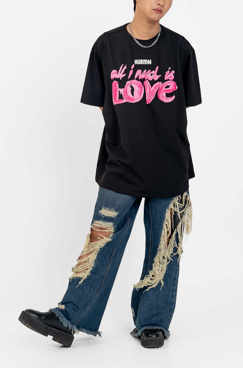 Love T-Shirt (Black)