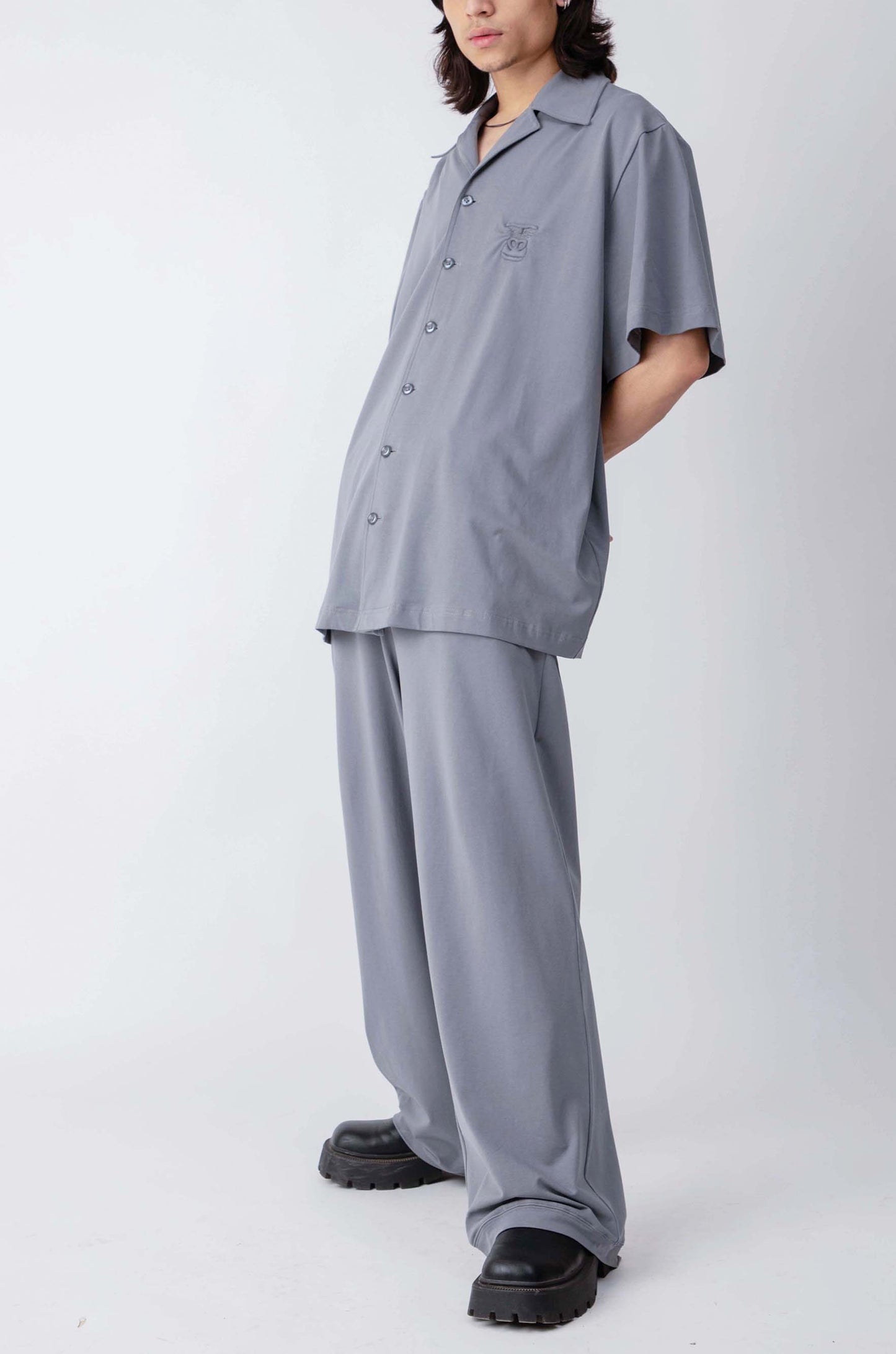 Huemn Wide Legged Sweatpants (Grey)