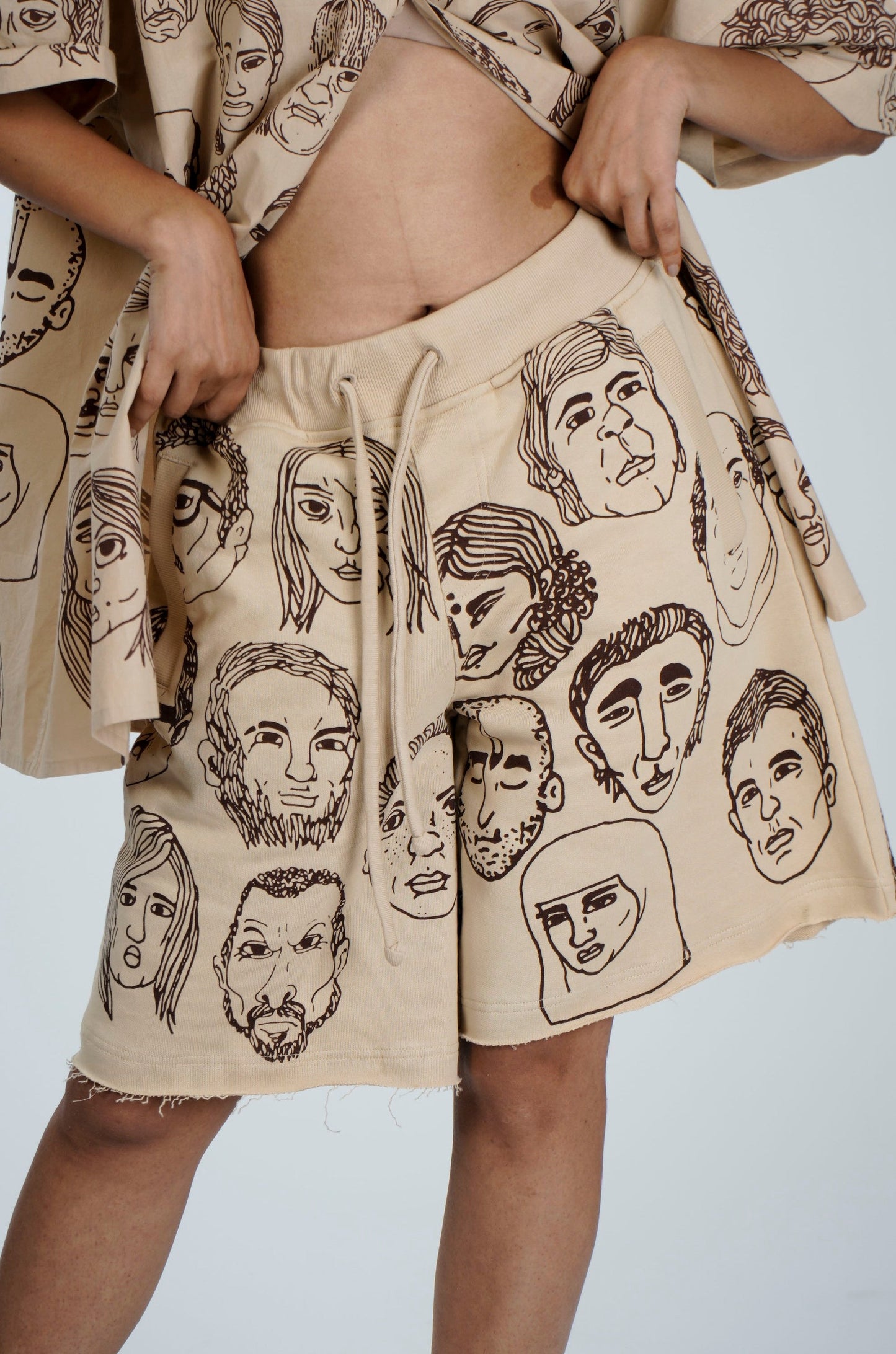 Diversity Shorts (Beige)