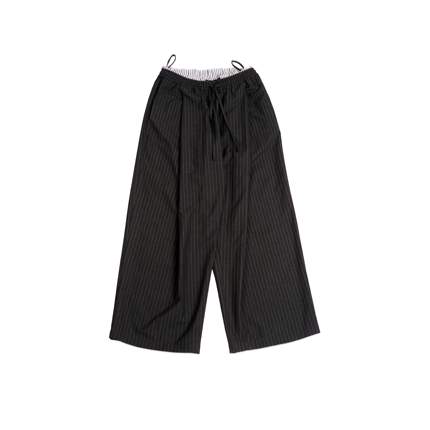 Pleated pinstriped trackpant(Black)