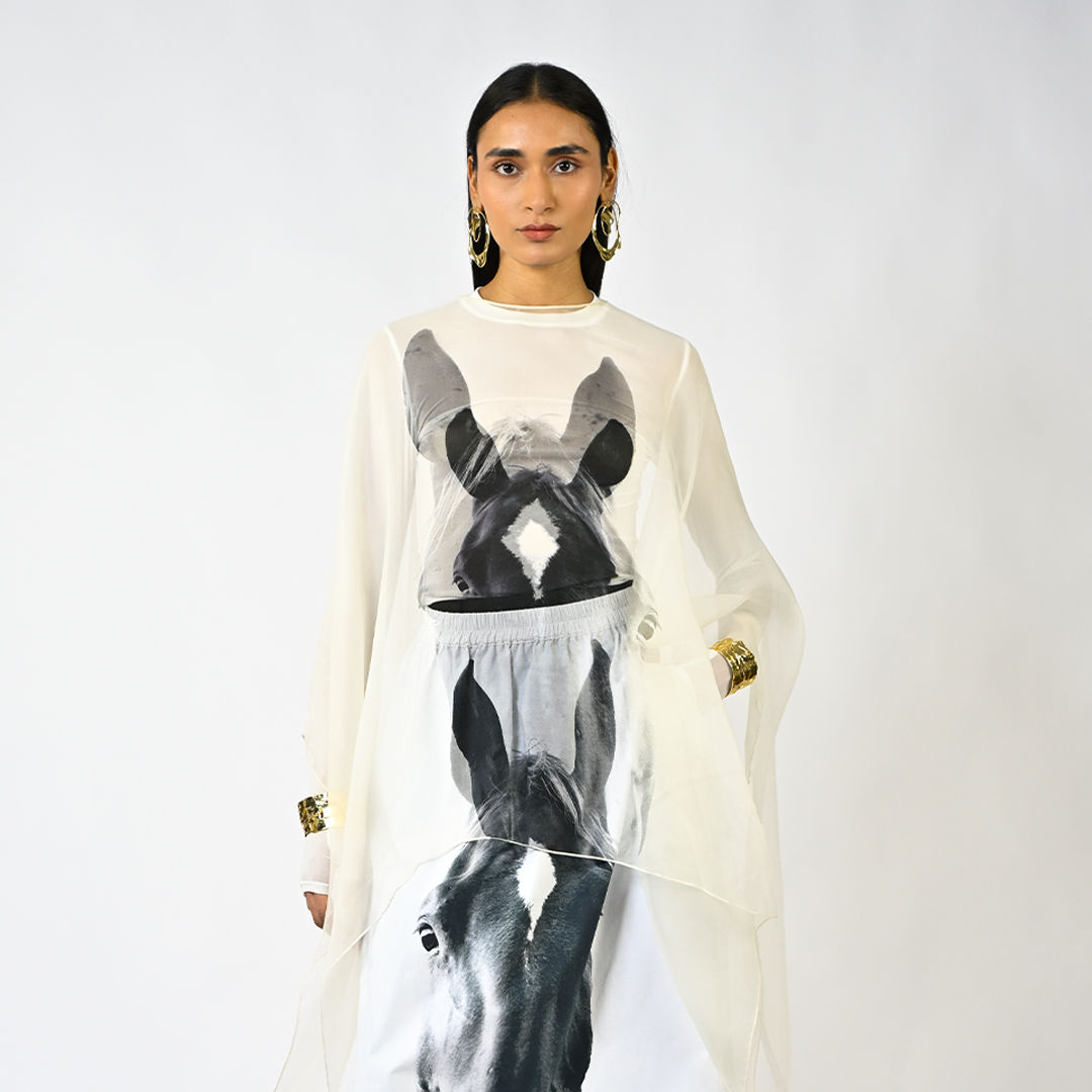 Horse printed sleeveless organza kaftan
