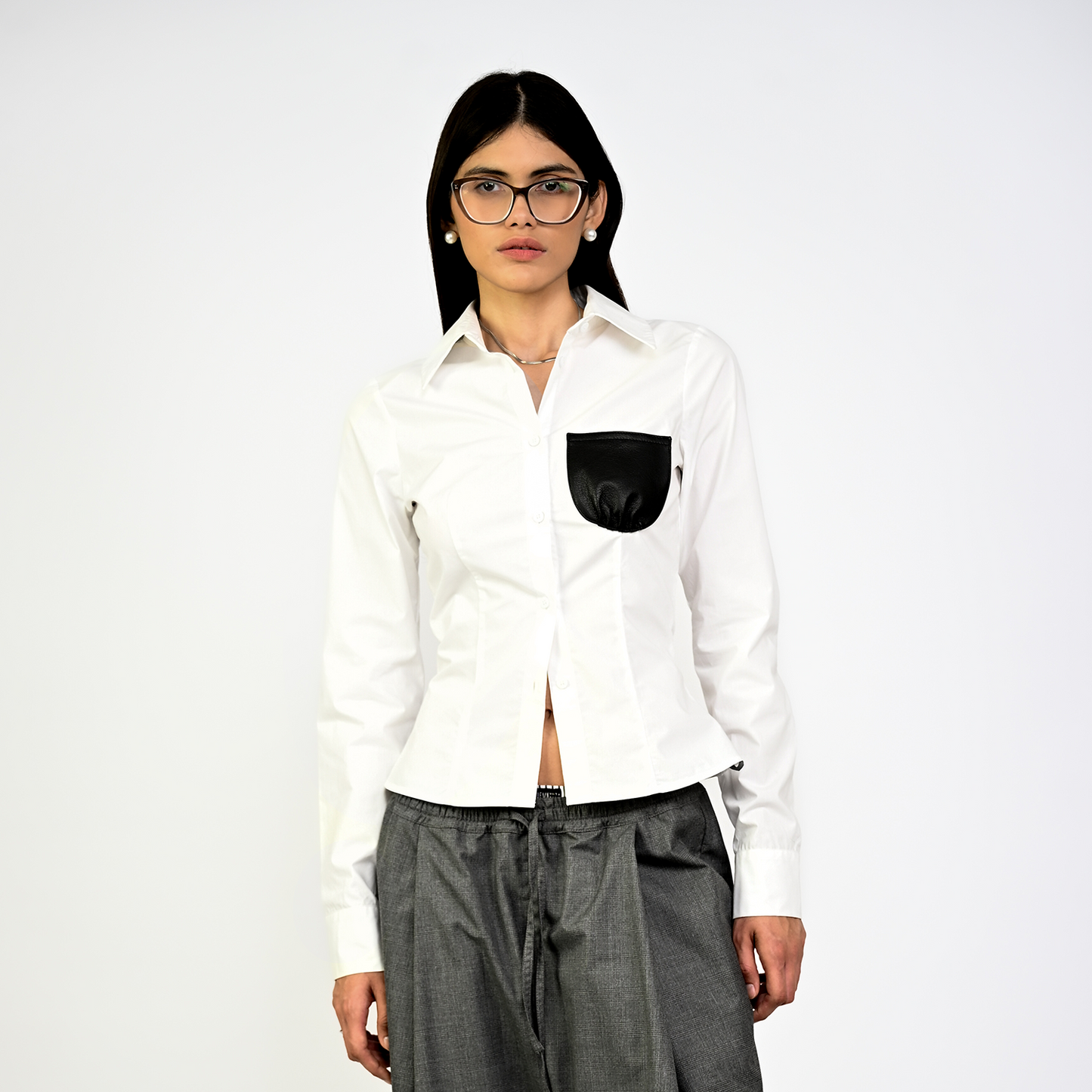 HUEMN Corset style shirt with pocket detail (White)
