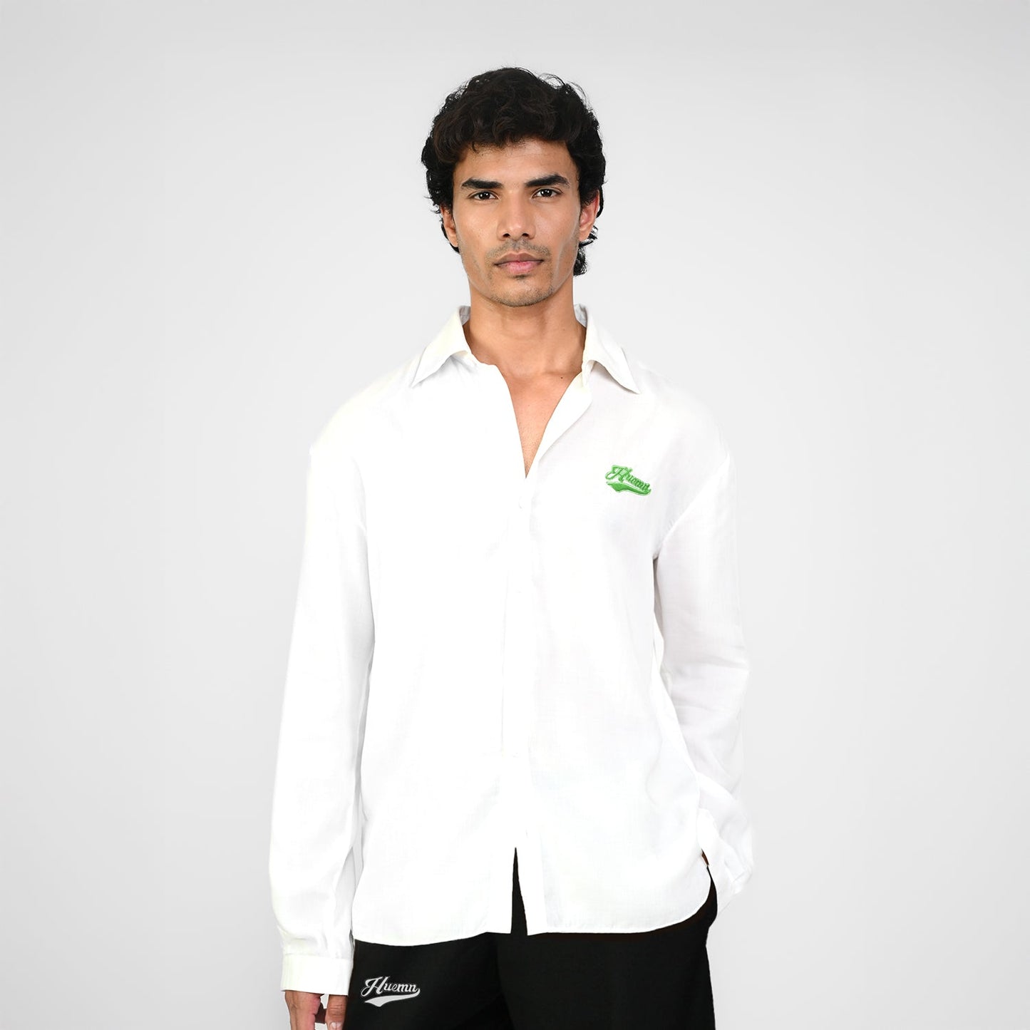 Embroidered logo cotton shirt (White)