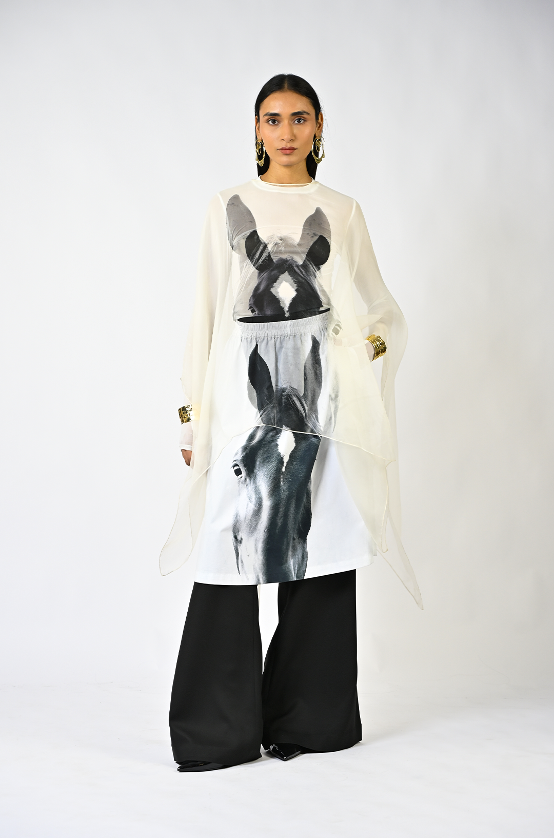 Horse printed sleeveless organza kaftan