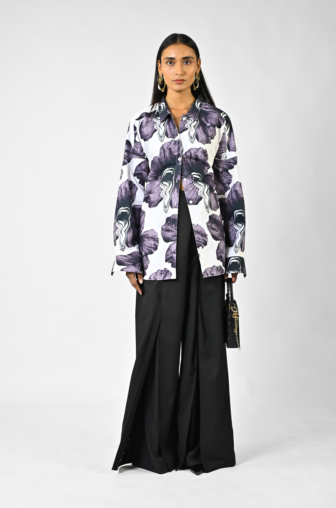 Three way tongue-printed shirt