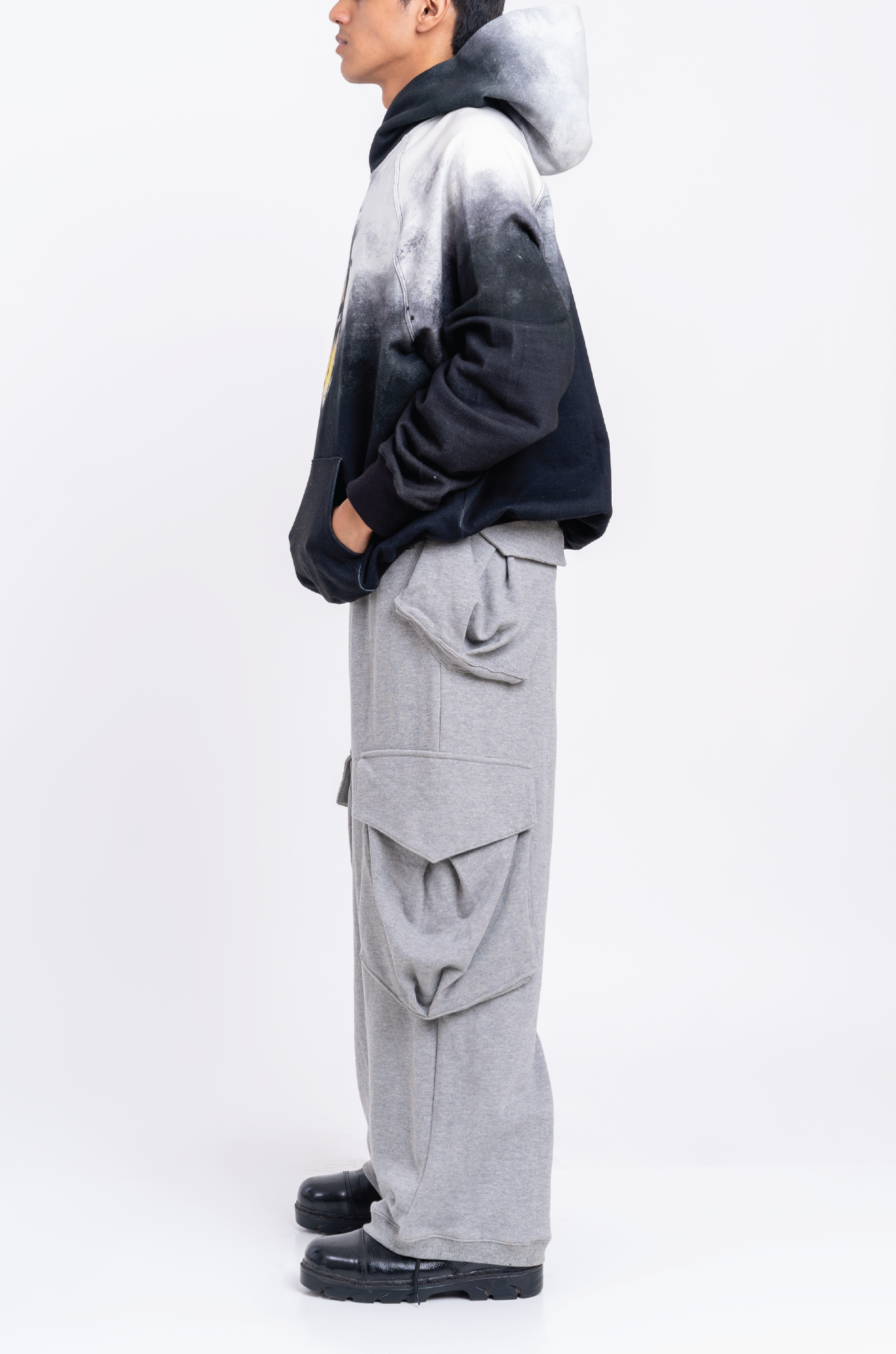 Huemn Flap Pocket Sweatpant (Grey)