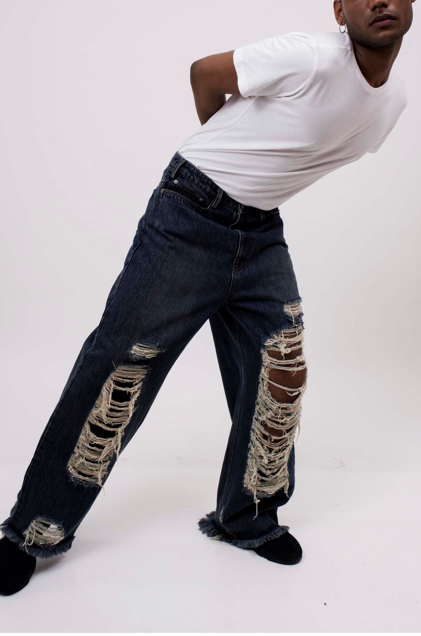 Indigo Distressed Jeans