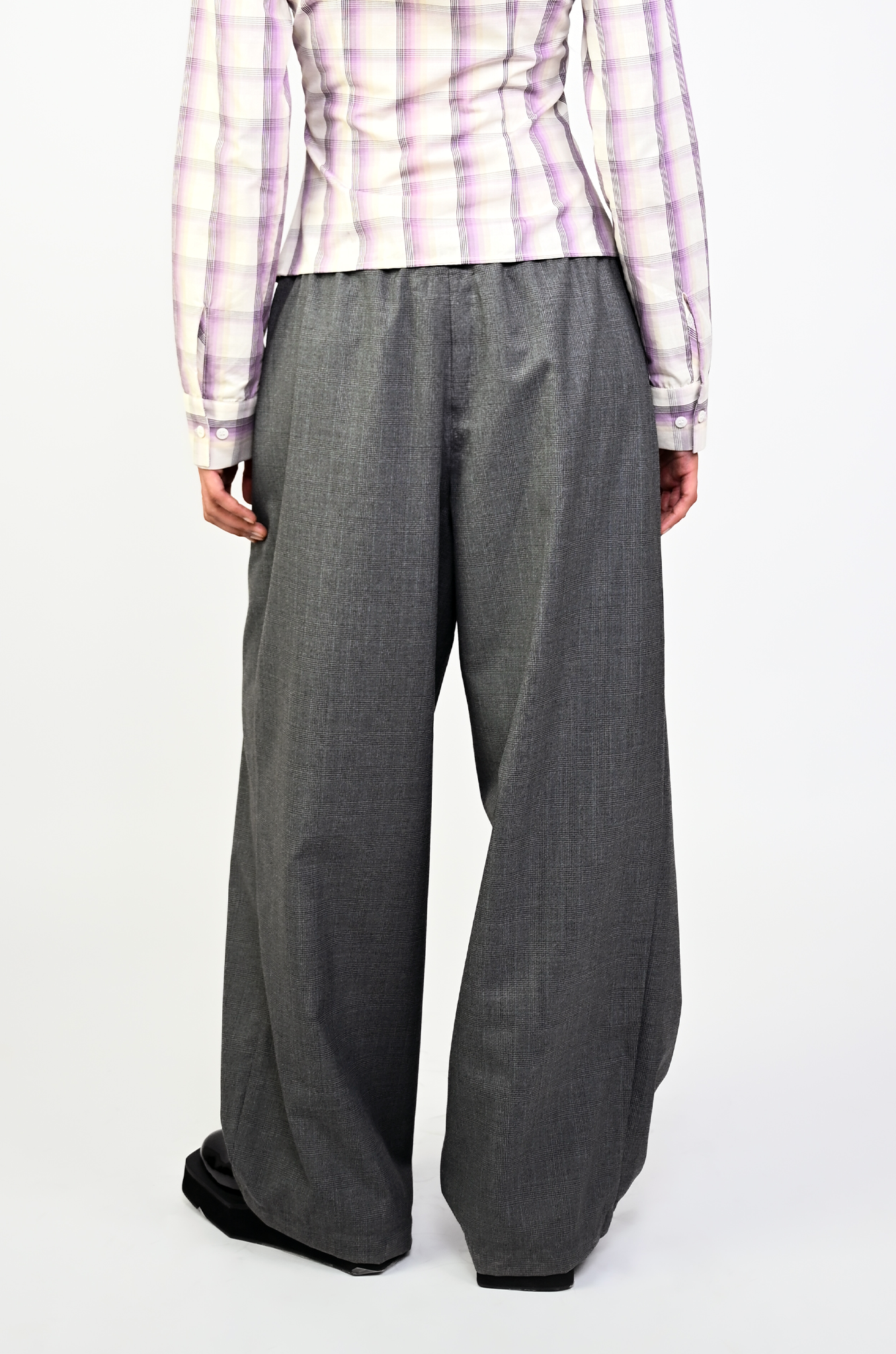 Pleated trackpant (Grey)