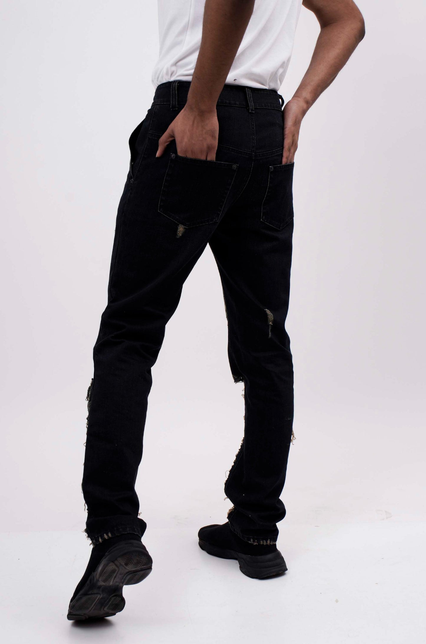 Indigo Slit And Frayed Jeans