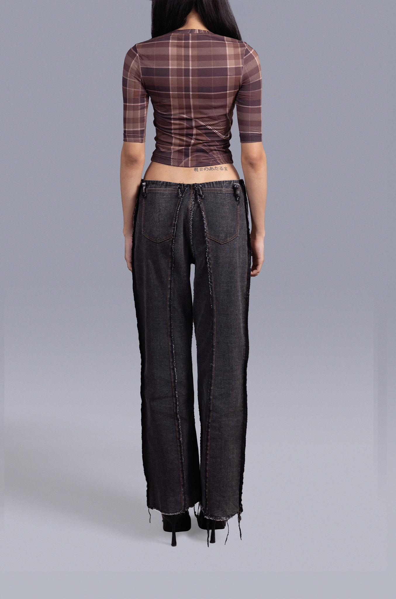 Women's fitted t-shirt  in madras checks pattern (Brown)