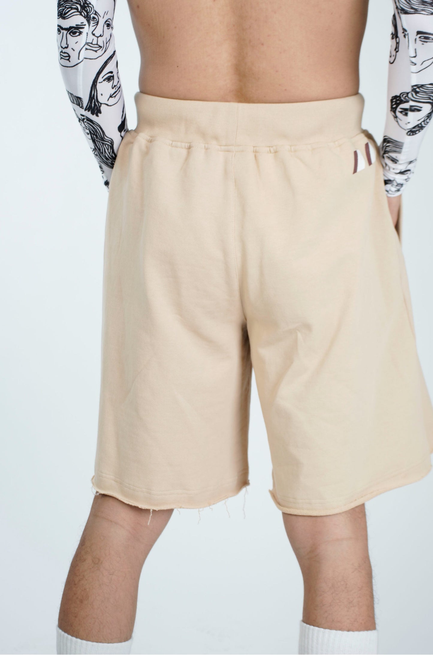 Diversity 1.1 Shorts (Beige)