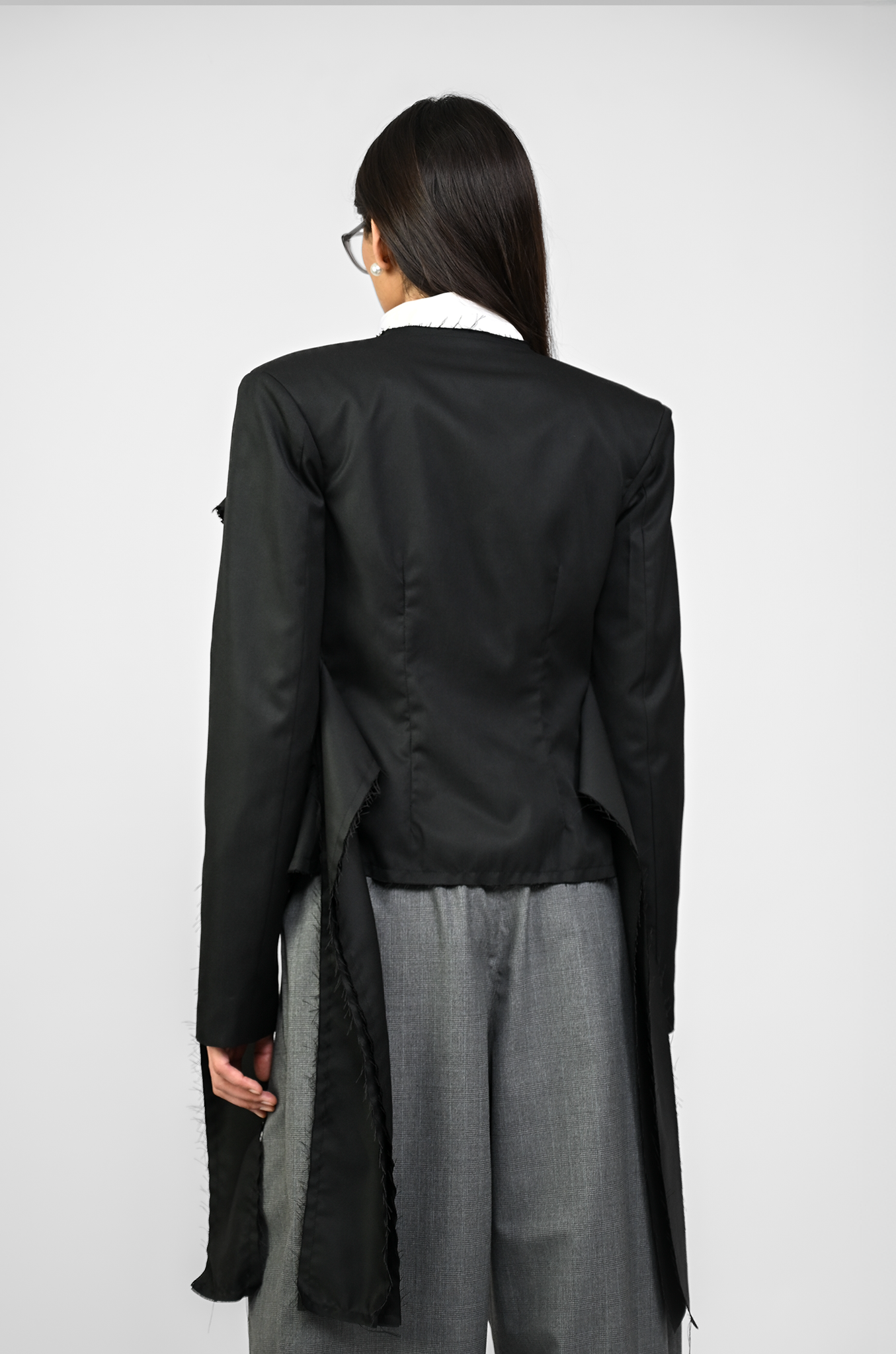 Cropped deconstructed blazer