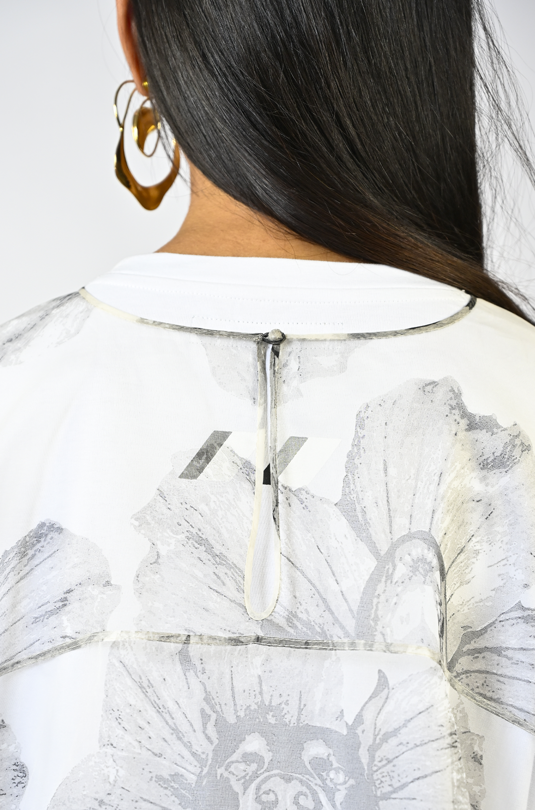 Canine printed sleeveless organza kaftan