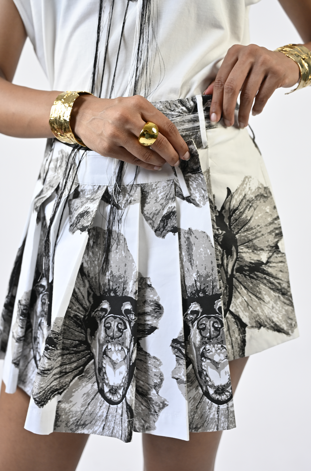 Pleated shorts skirt hybrid