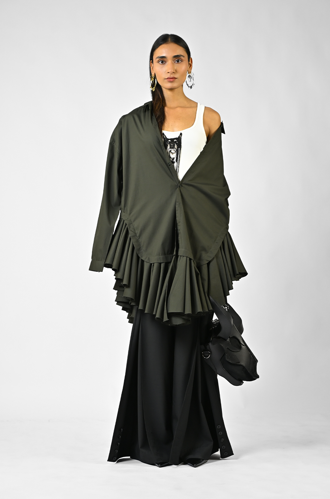 HUEMN Hand-embroidered canine white vest with hanging silk threads (Women's)