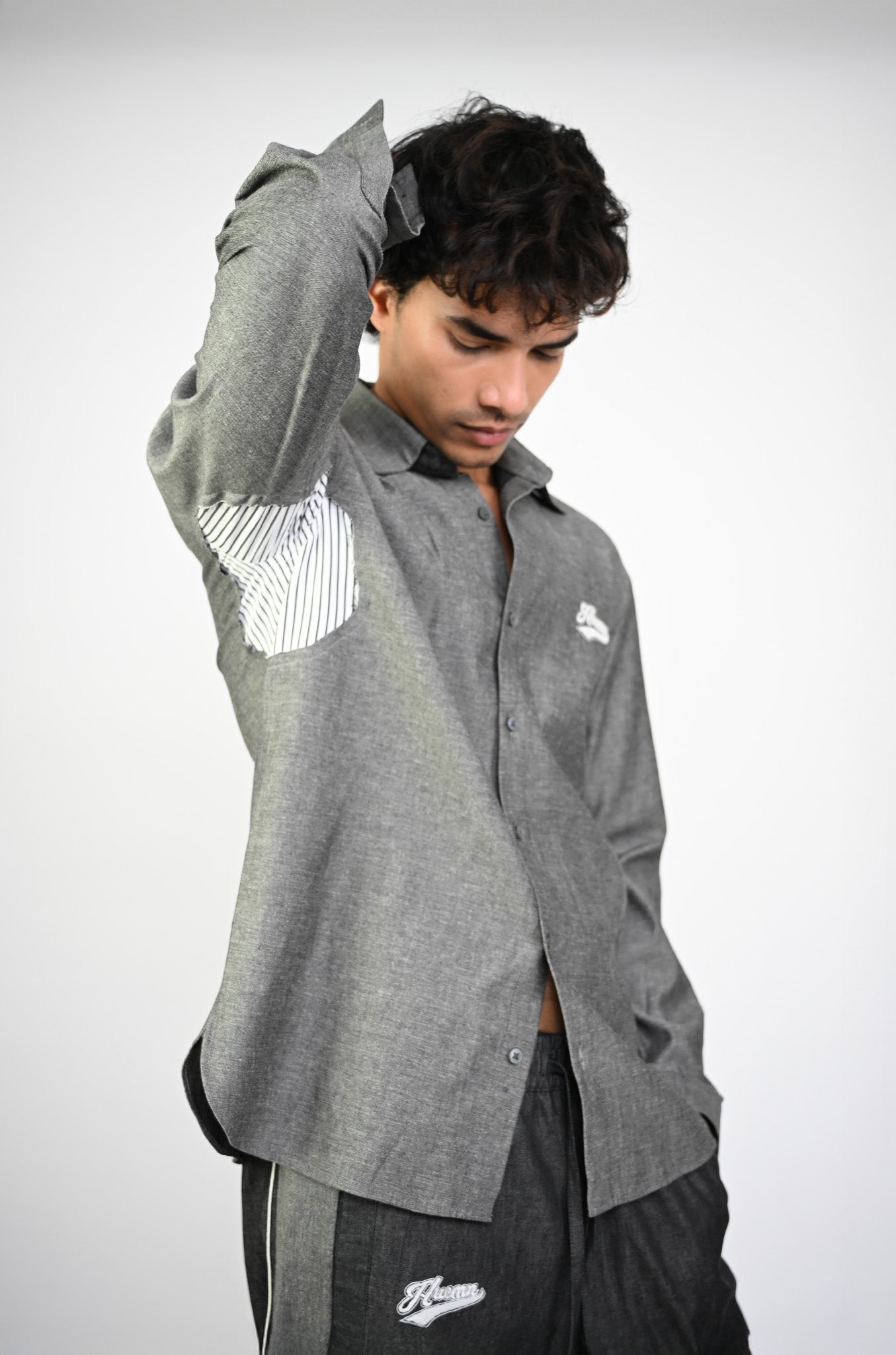 Classic denim shirt (Black)