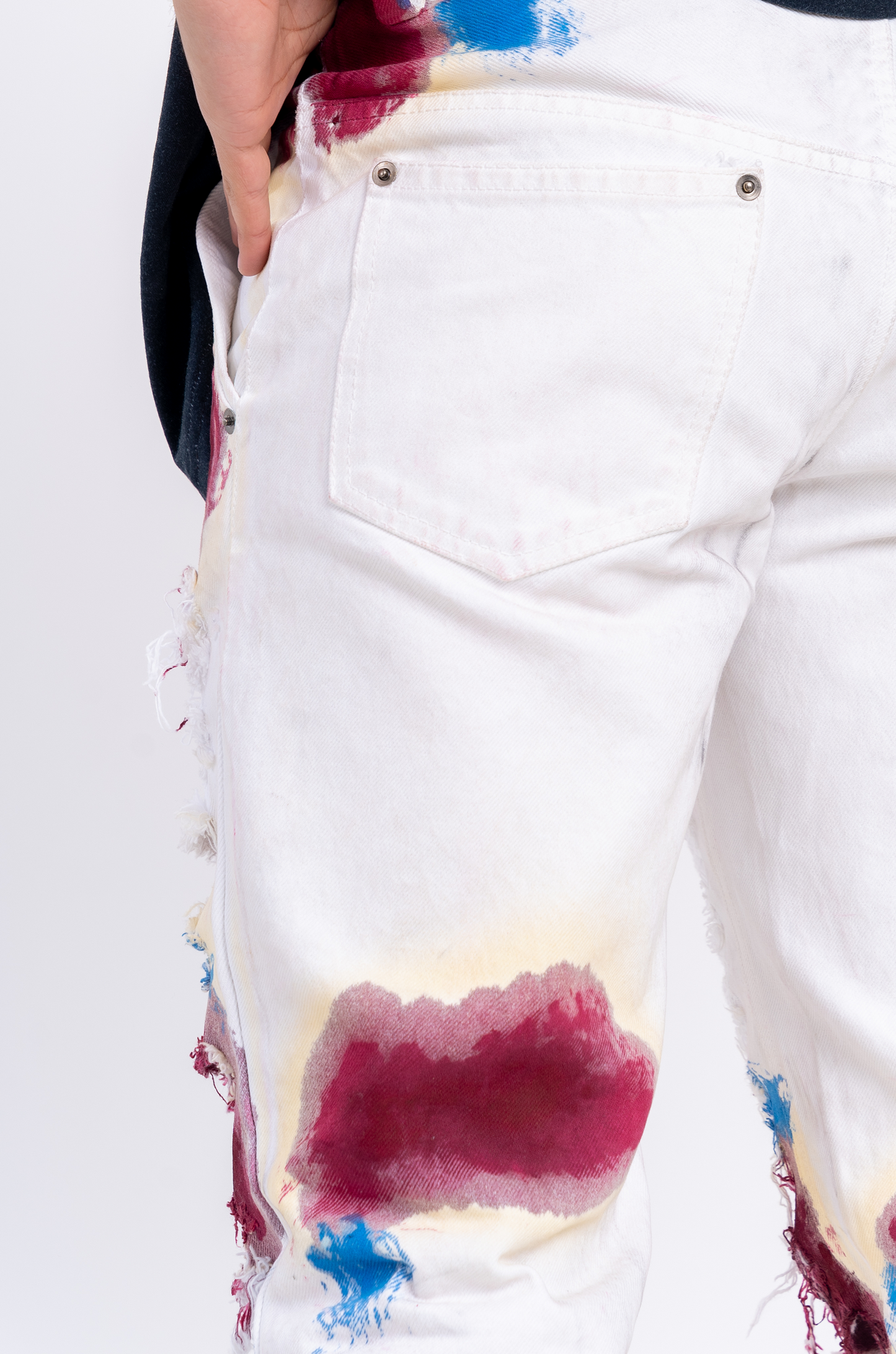 Huemn Blood Washed Slit And Frayed Denim (White)