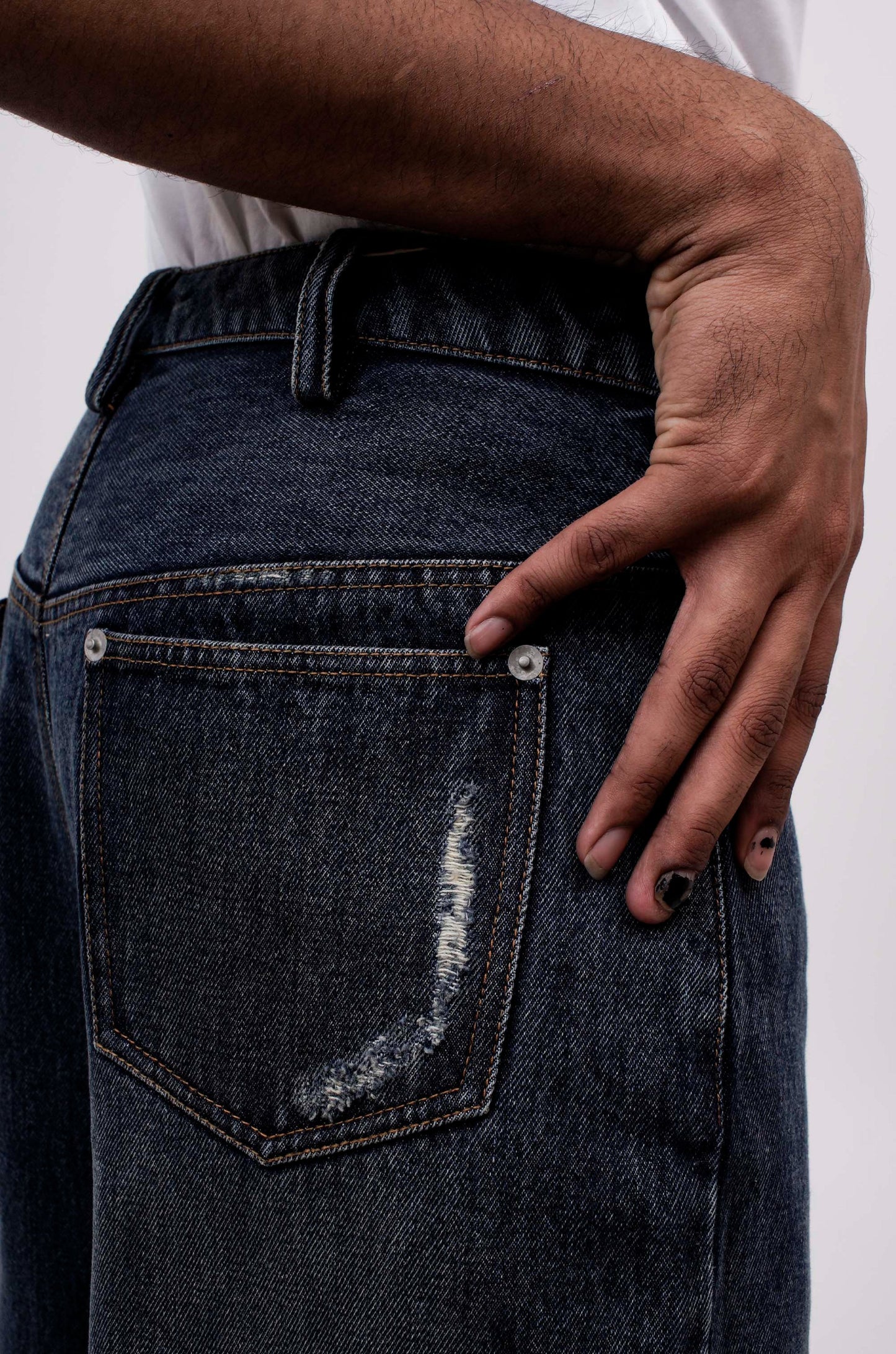 Indigo Distressed Jeans