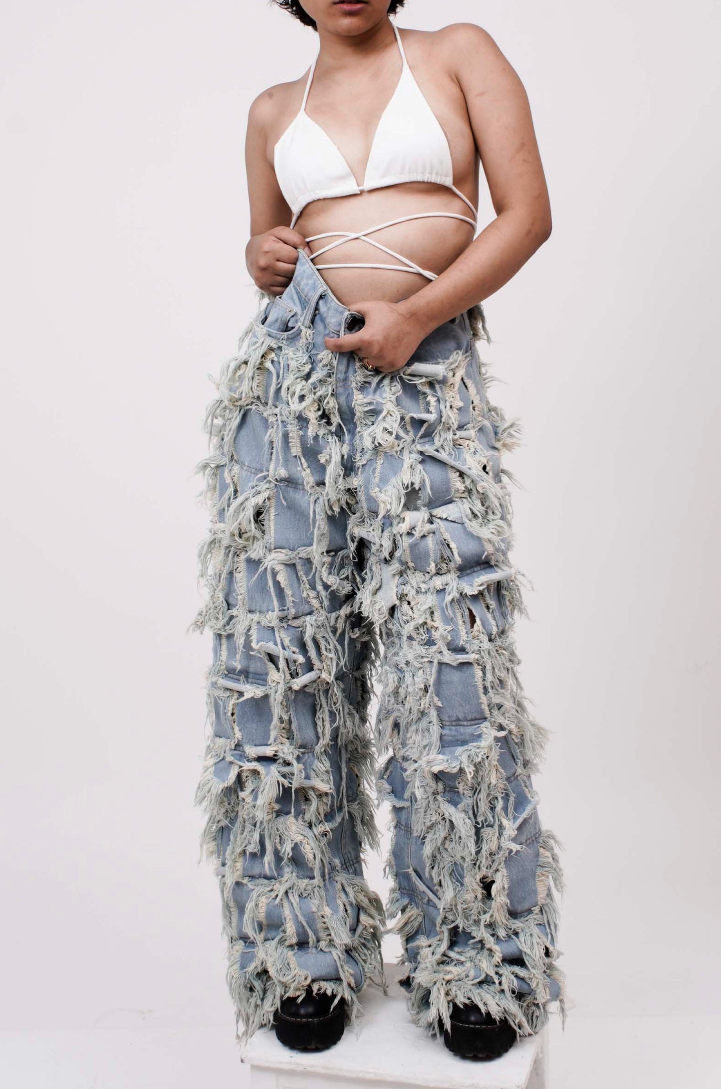 Handcrafted 1000 Panel Distressed Jeans