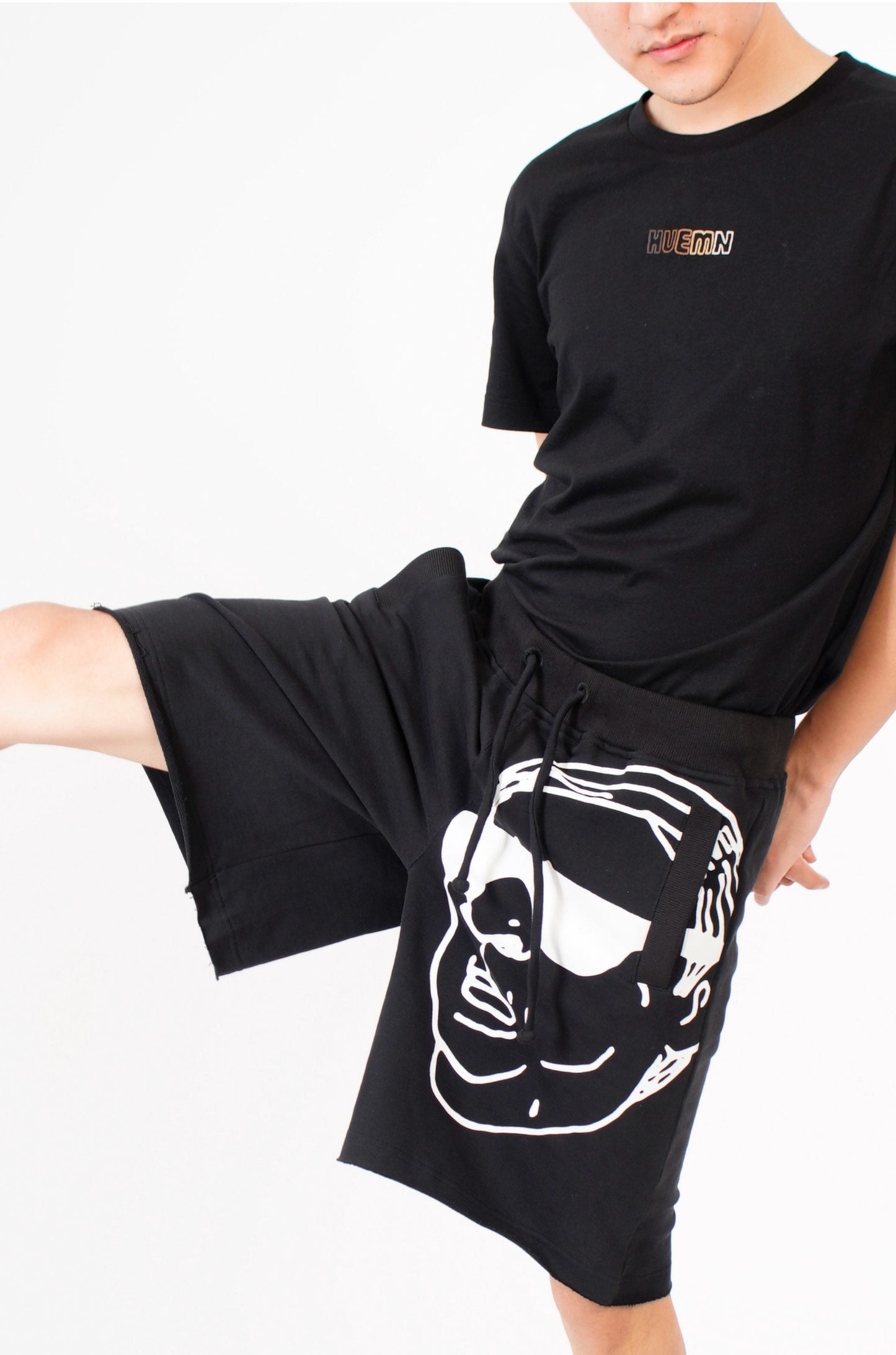 Diversity 1.1 Shorts (Black)