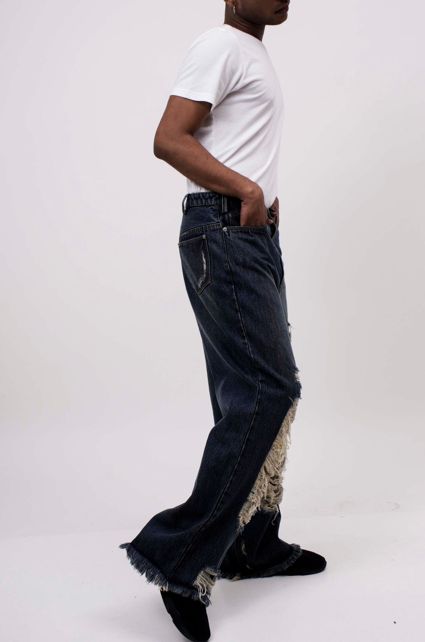 Indigo Distressed Jeans