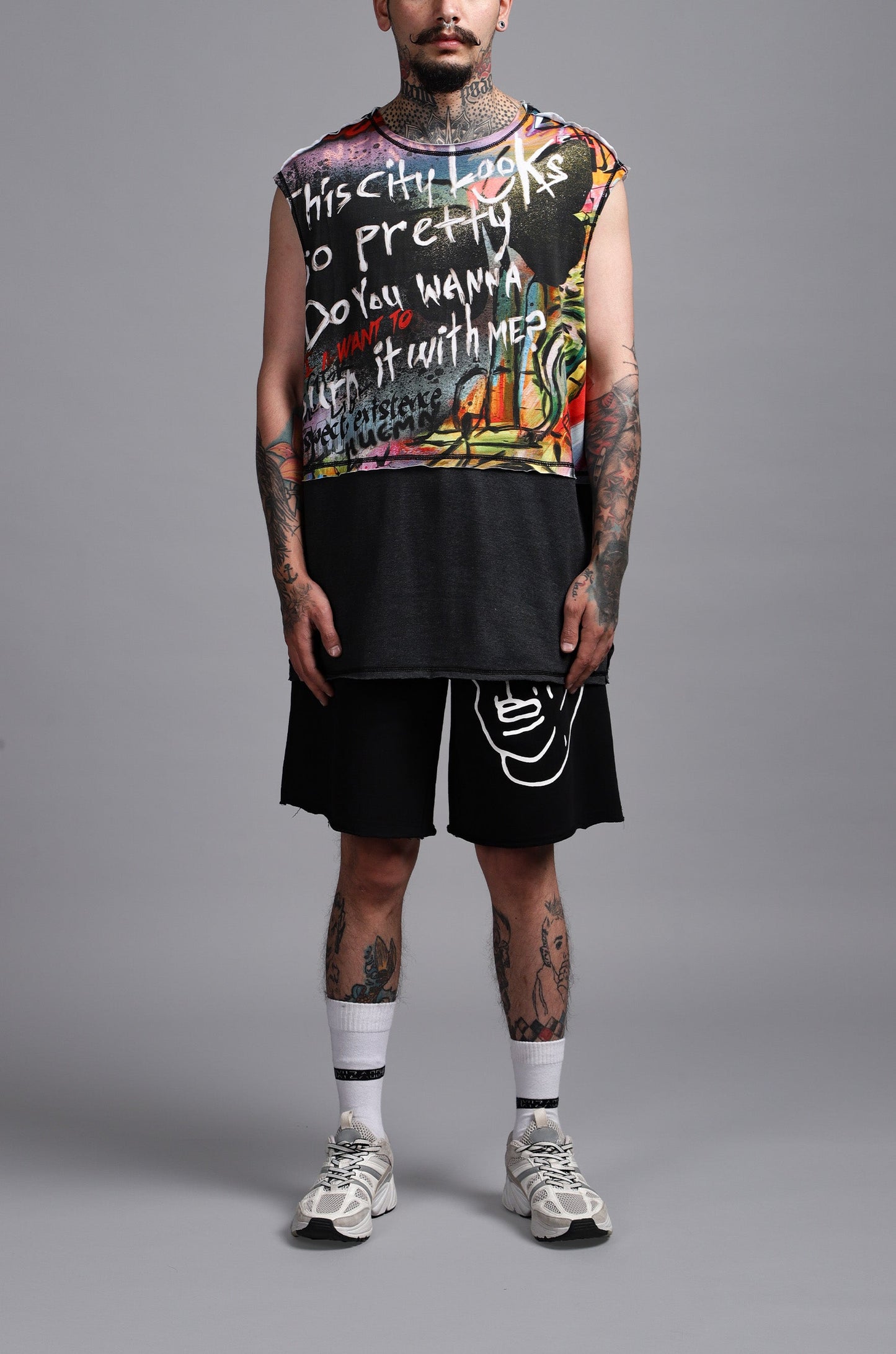 HUEMN Graffiti Sleeveless T-shirt